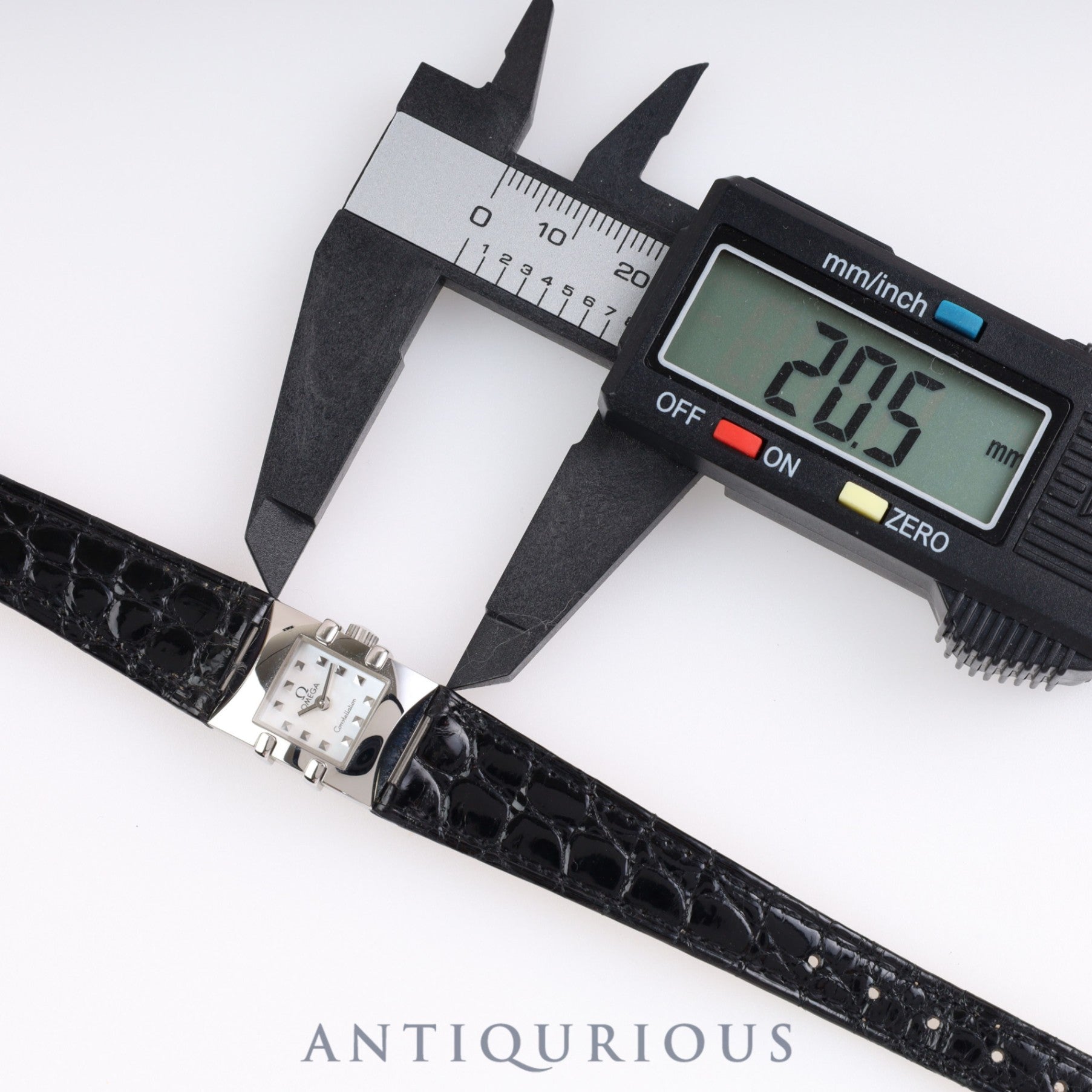 オメガ コンステレーション 1531.7100 L クォーツ ホワイト文字盤 保証書(2003年)