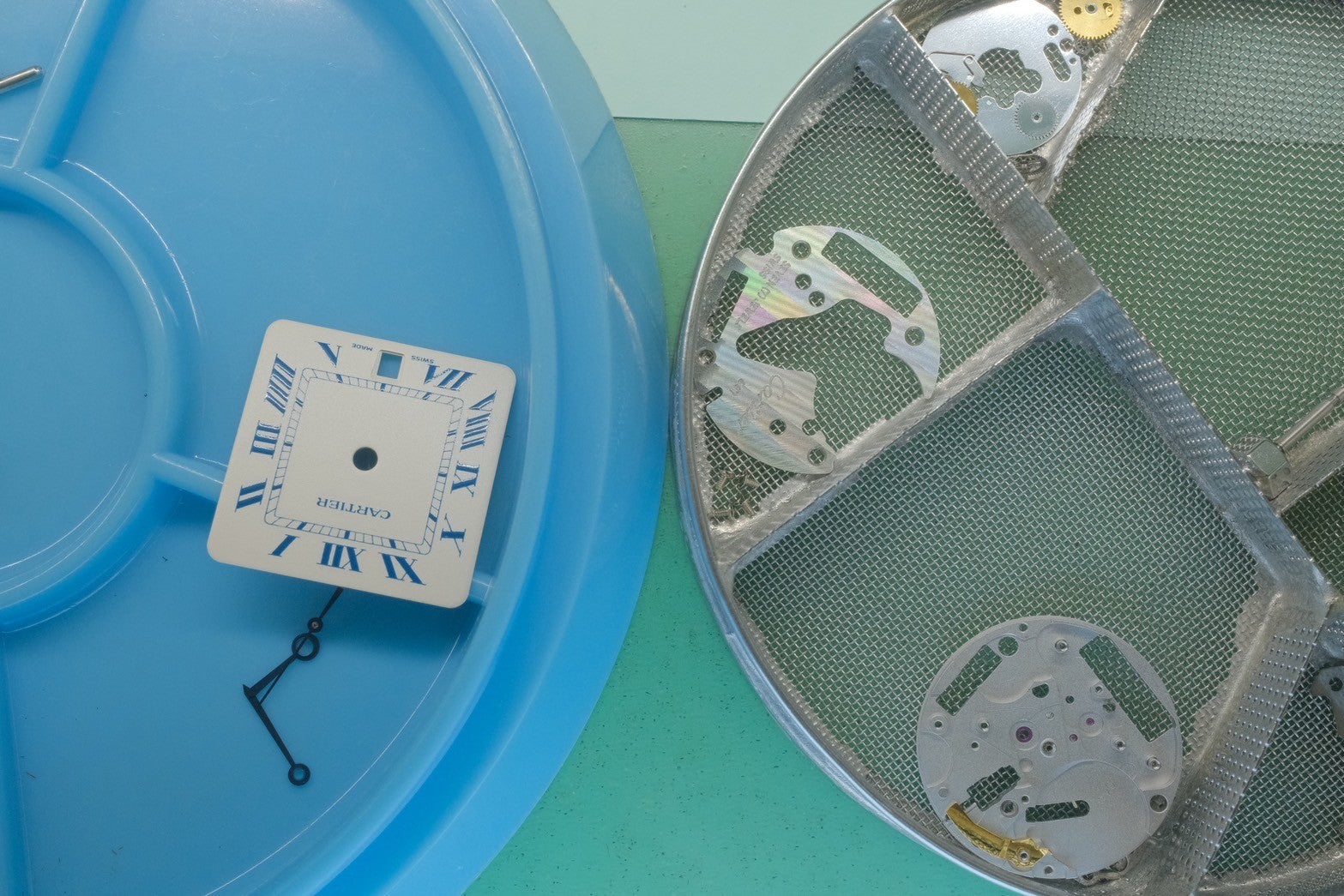 カルティエ サントス ガルベ LM W20018D6 / 1564 クォーツ Cal.687 SS SS ホワイト文字盤 オーバーホール済み