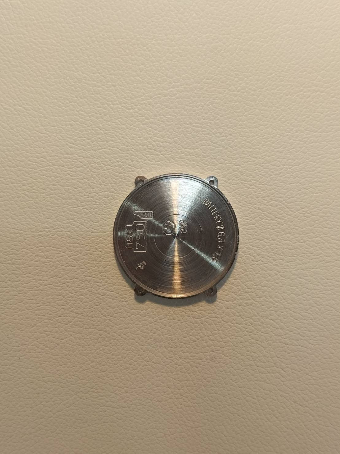 カルティエ ベニュワール SM W1516856 / 1955 クォーツ Cal.057 750WG 革 純正ピンバックル(750WG)ホワイトローマン文字盤(SWISS表記)箱 オーバーホール済み