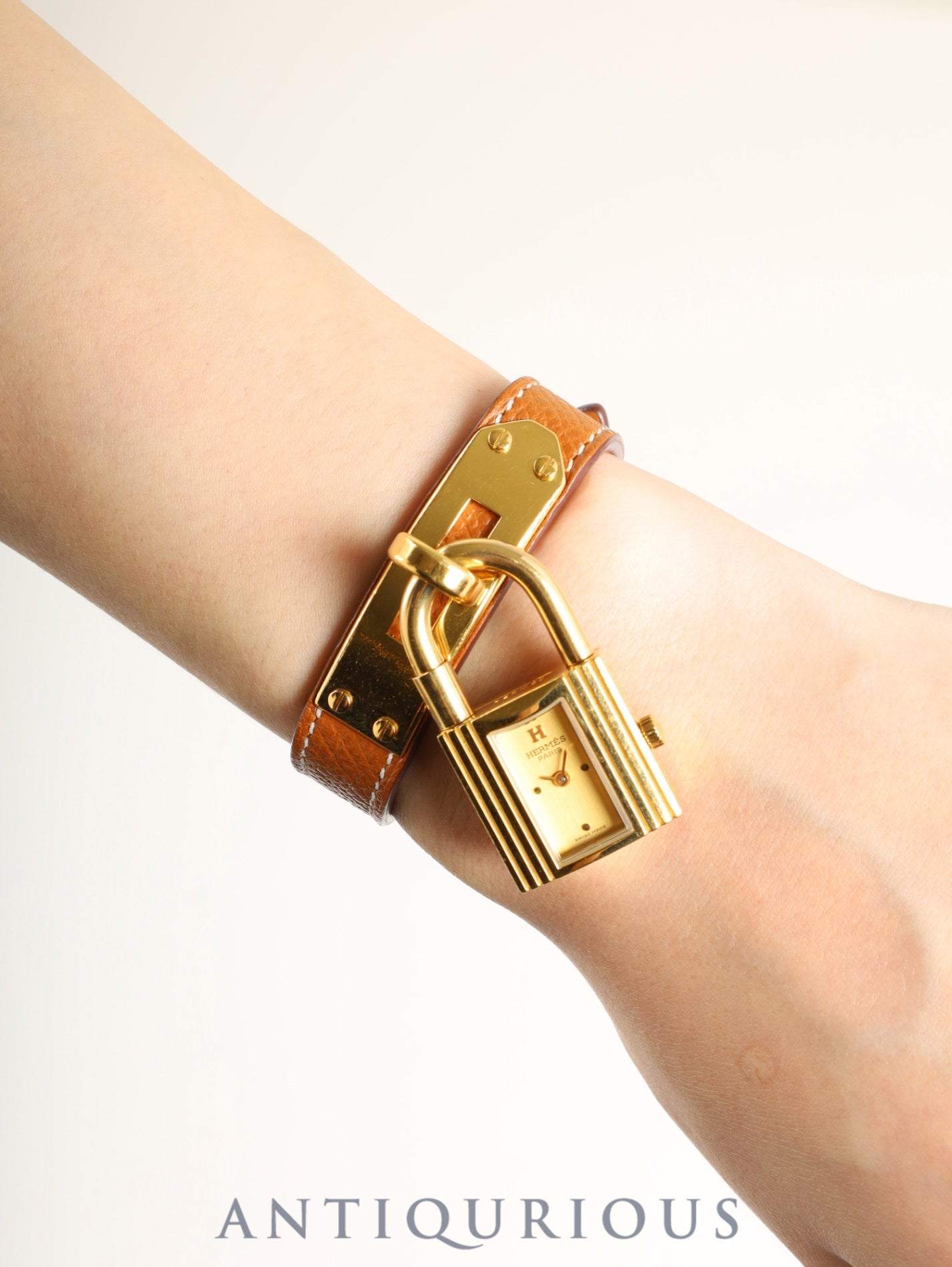 エルメス ケリーウォッチ KE1.210 クォーツ GP 純正革ベルト(D刻印:2019年) 純正尾錠(GP)シャンパン文字盤 箱 ケース 冊子 保証書(2022年) オーバーホール済み