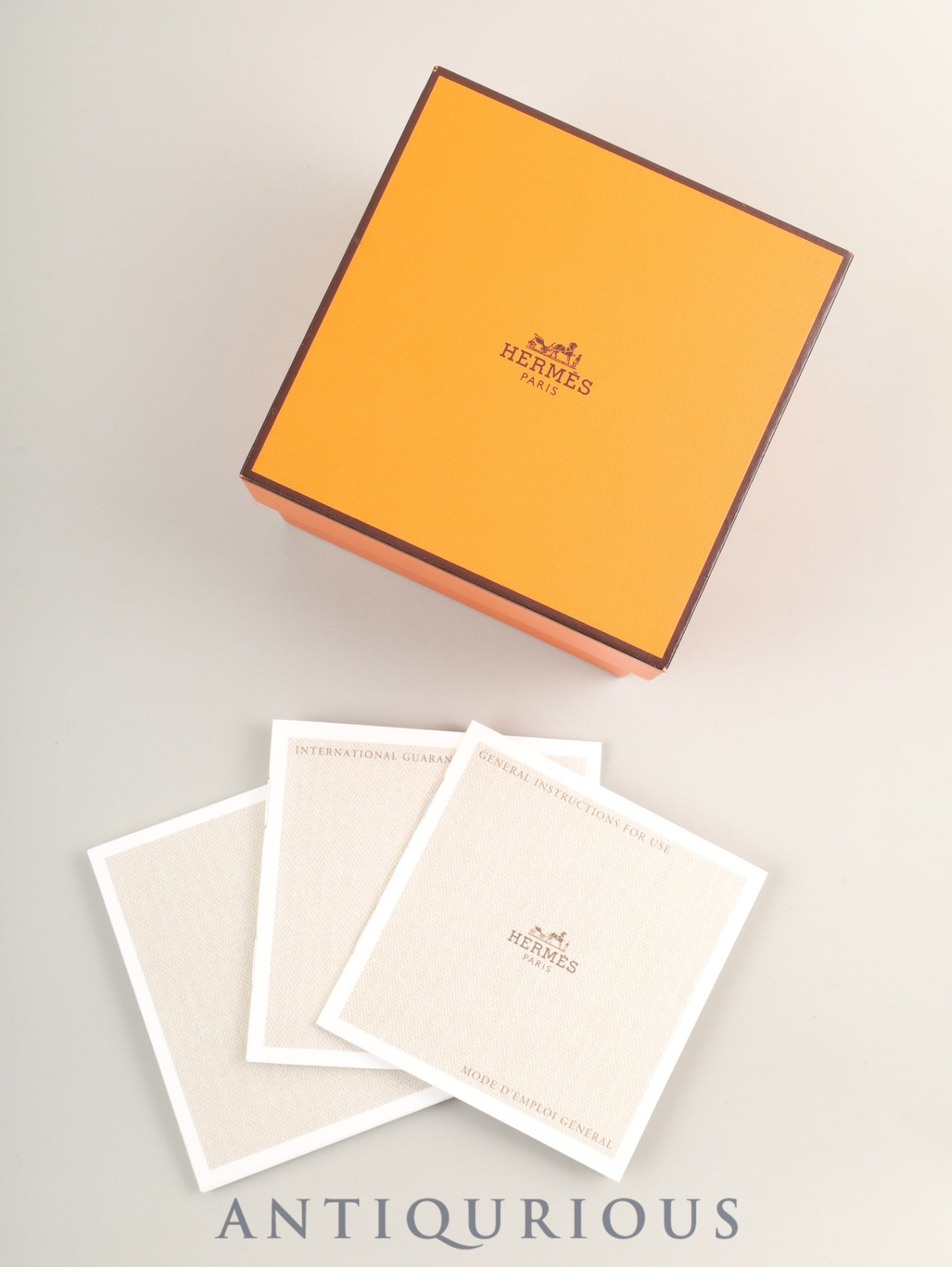 エルメス ケリーウォッチ KE1.210 クォーツ Cal.100.106 GP 純正革ベルト(□A刻印:1997年 ) 純正尾錠(GP) ホワイト文字盤 箱 ケース 冊子 保証書(2001年)オーバーホール済み