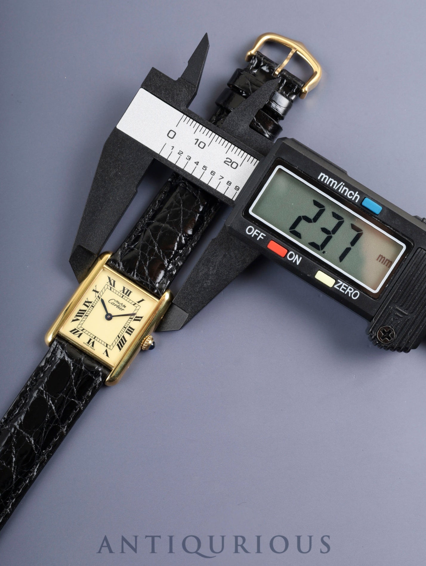 カルティエ マストタンク LM 590005 クォーツ SV925 革 純正尾錠(GP)アイボリーローマン文字盤(SWISS MADE表記)新品仕上げ済み カルティエブティックにてコンプリートサービス(フルメンテナンス)済み