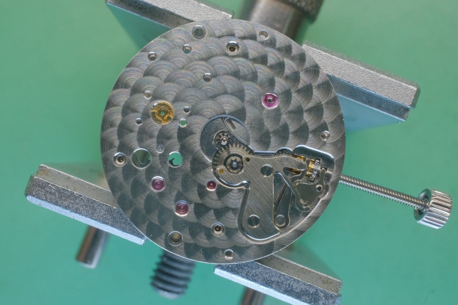 ヴァシュロン・コンスタンタン エッセンシャル 31160 / 000G 手巻き Cal.1132.2 750 革 純正尾錠(750) ホワイト文字盤 箱 ケース 冊子 保証書(2002年) オーバーホール済み