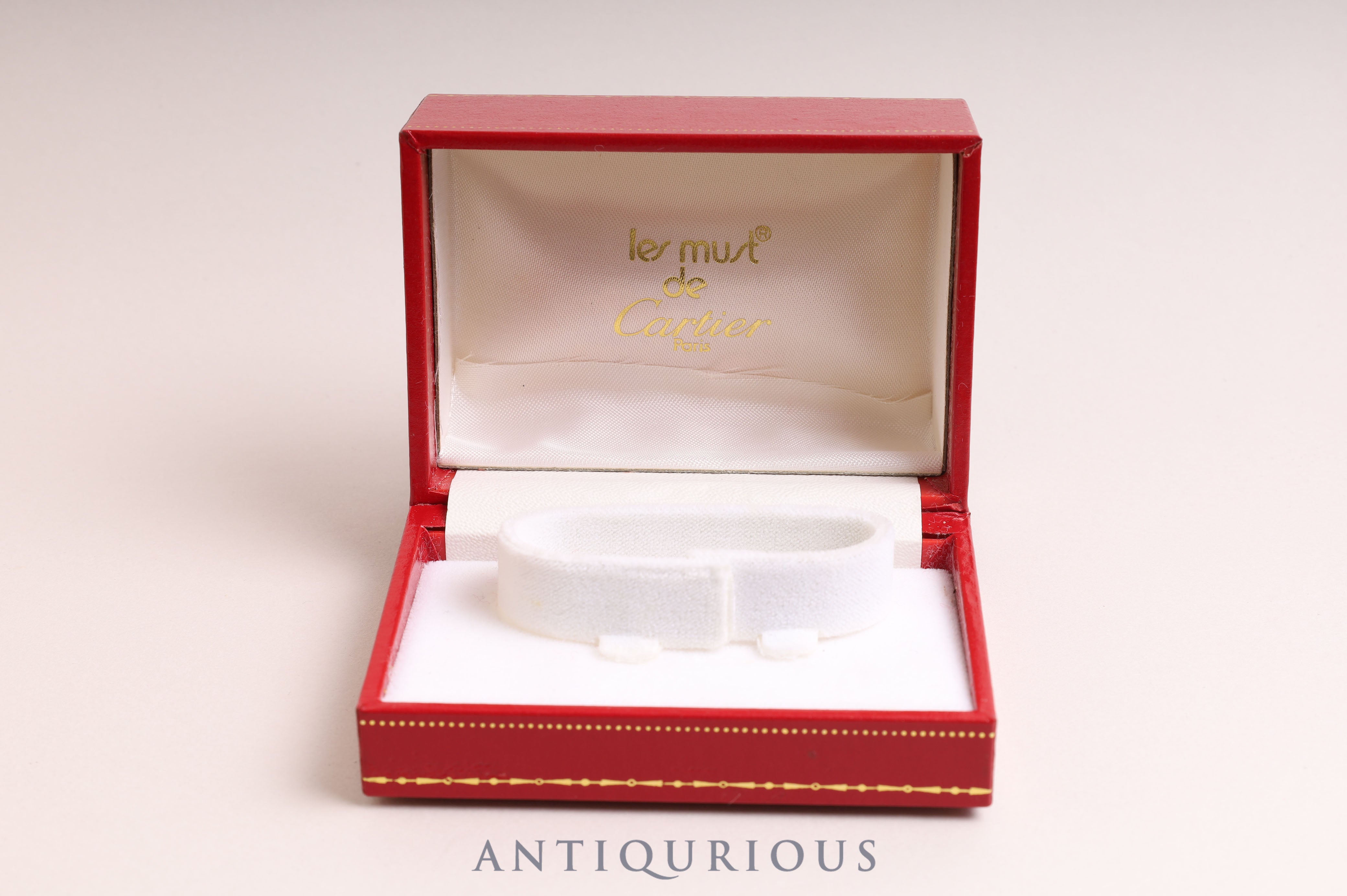 Cartier Must Tank SM Manual winding Ivory Roman dial Box included Complete service completed
