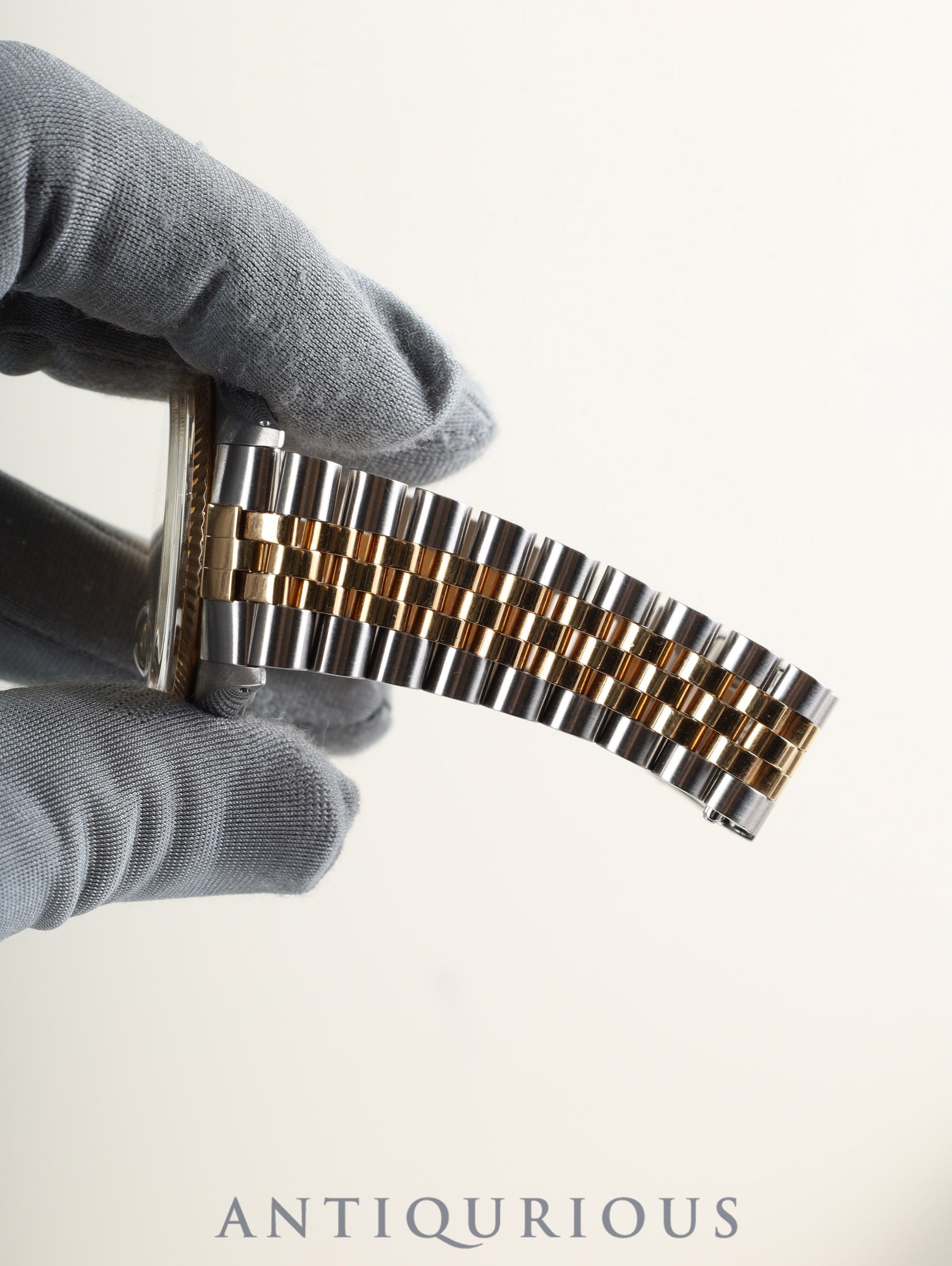 ロレックス デイトジャスト 1601/3 自動巻き Cal.1570 SS/YG SS/YG ゴーストシャンパン文字盤 30番台(1970年) オーバーホール済み