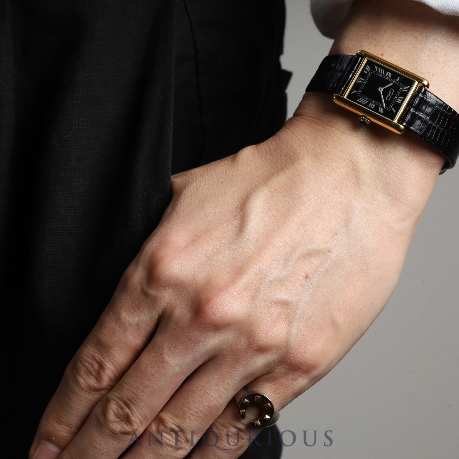 カルティエ マストタンク LM 手巻き Cal.78-1 SV925 革 純正尾錠 (GP)ブラックローマン文字盤 オーバーホール済み 新品仕上げ済み