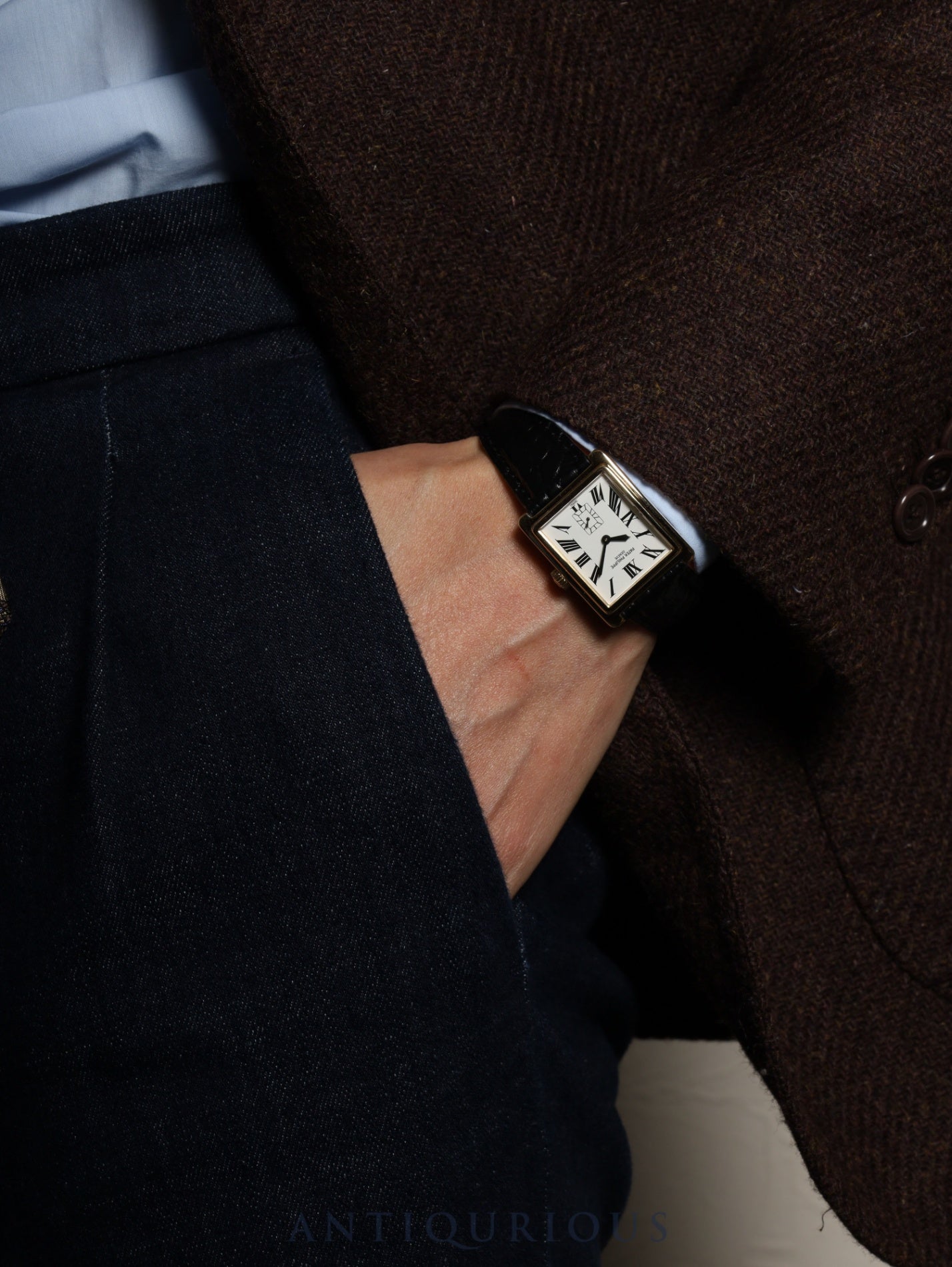 パテック・フィリップ ゴンドーロ 5010 手巻き Cal.215 750YG 革 純正尾錠(750YG)ホワイトローマン文字盤 箱 登録保証書 オーバーホール済み