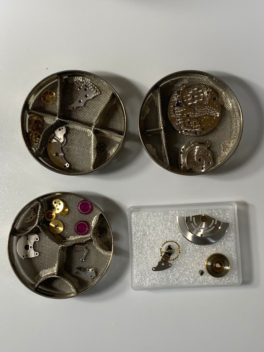 ロレックス デイトジャスト 1603 自動巻き Cal.1570 SS SS シルバー文字盤 24番台(1968年)オーバーホール済み