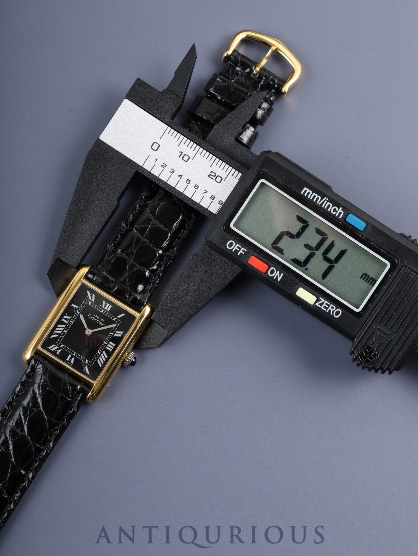 カルティエ マストタンク LM 手巻き Cal.- SV925 革 純正尾錠(GP)ブラックローマン文字盤 1976年頃~1981年頃 オーバーホール済み 新品仕上げ済み