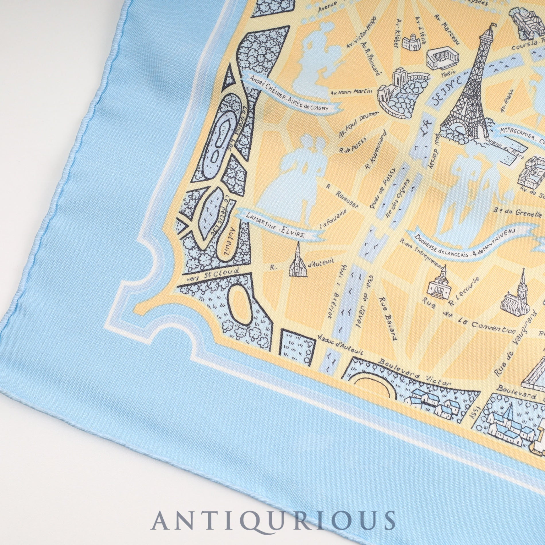 Hermes Scarf Carre 45 Paris Lovers SILK 100% Box