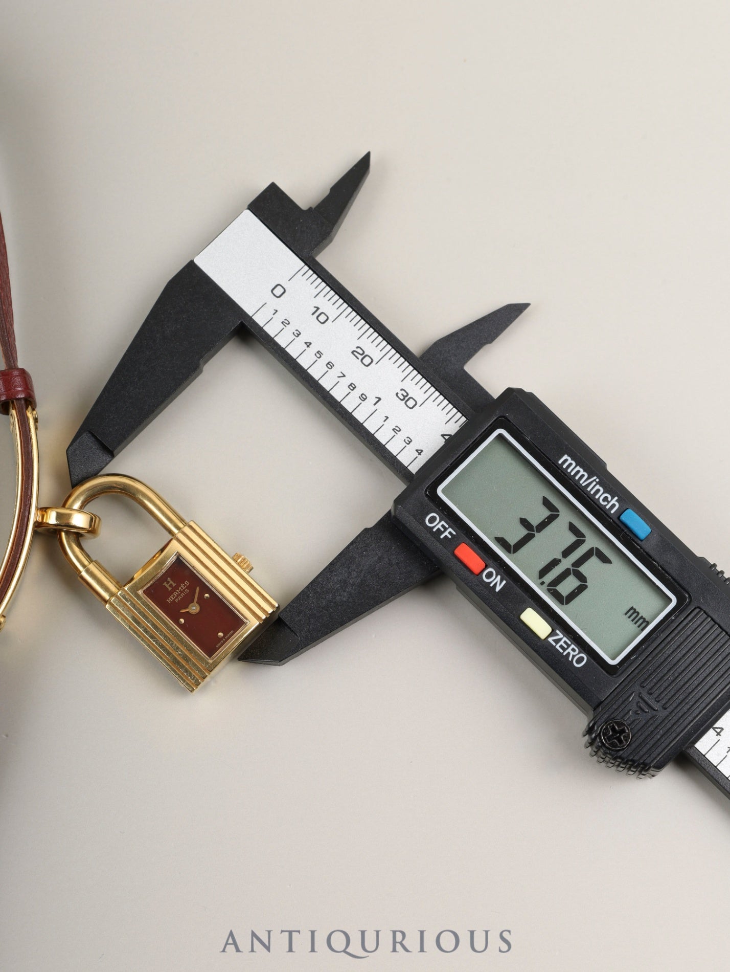 エルメス ケリーウォッチ 39.01 クォーツ GP 純正革ベルト(○U刻:1991年)社外尾錠(GP) ボルドー文字盤 箱 冊子 保証書(1993年)オーバーホール済み