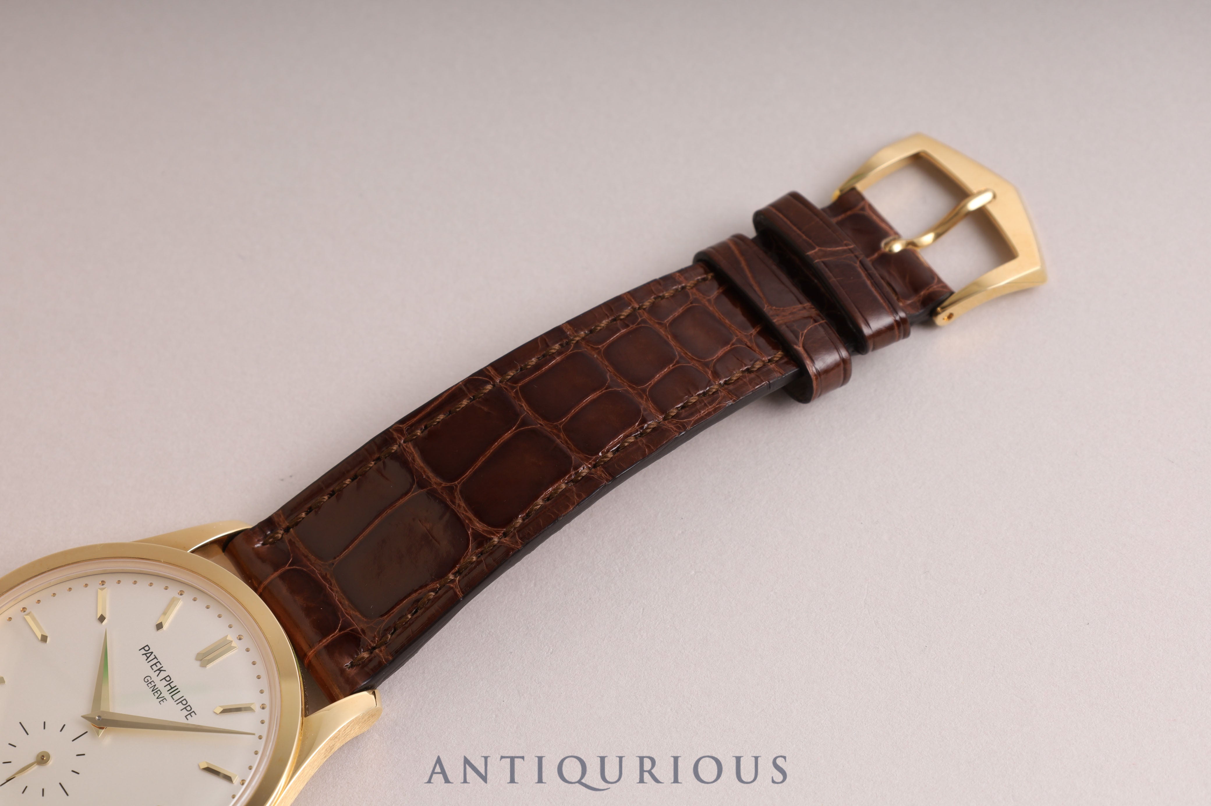 Patek Philippe Calatrava 5196J-001