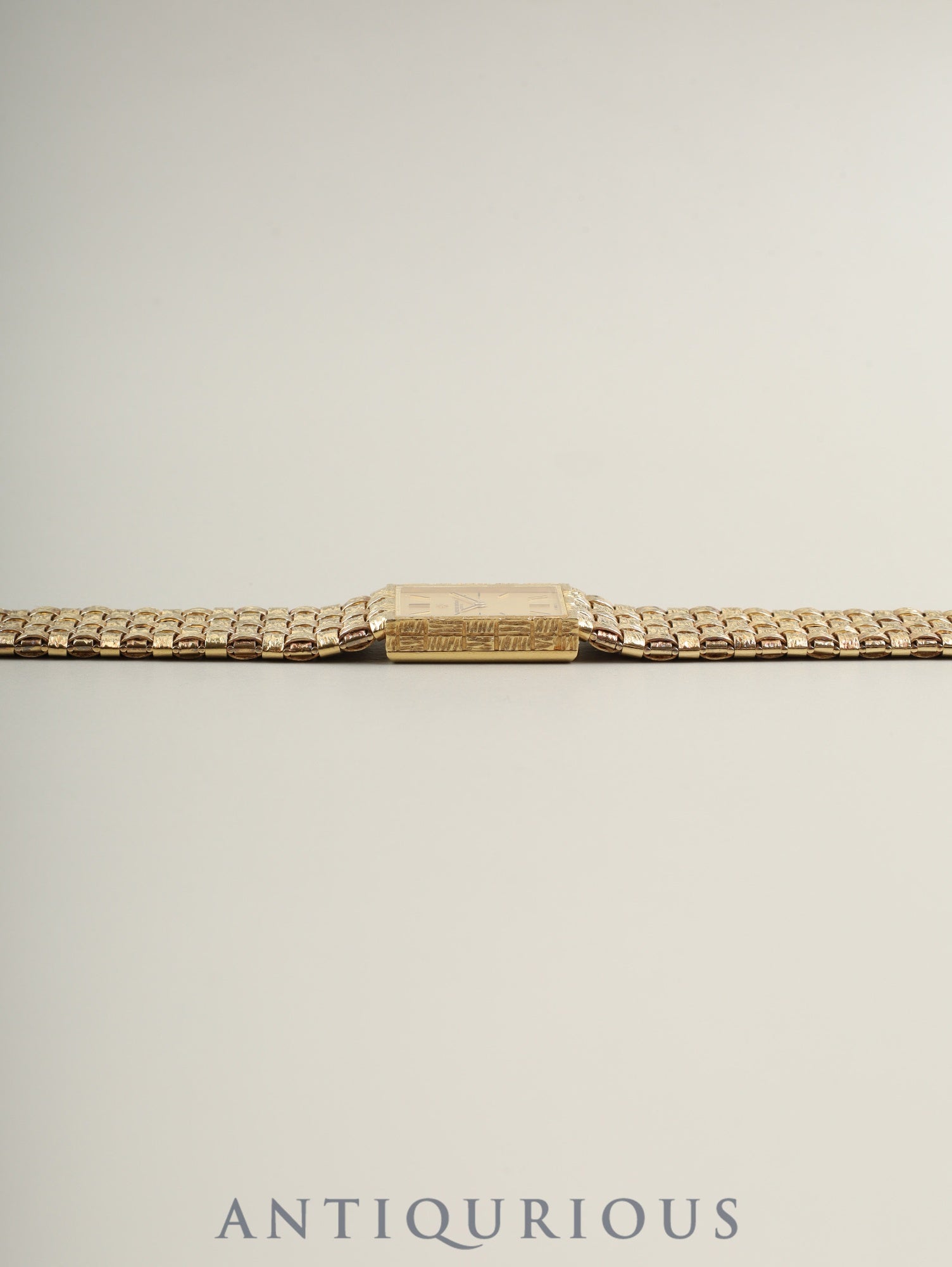 Vacheron Constantin Mesh d'Or 33030 Manual Winding Cal.1052 750YG 750YG Champagne Dial Overhauled