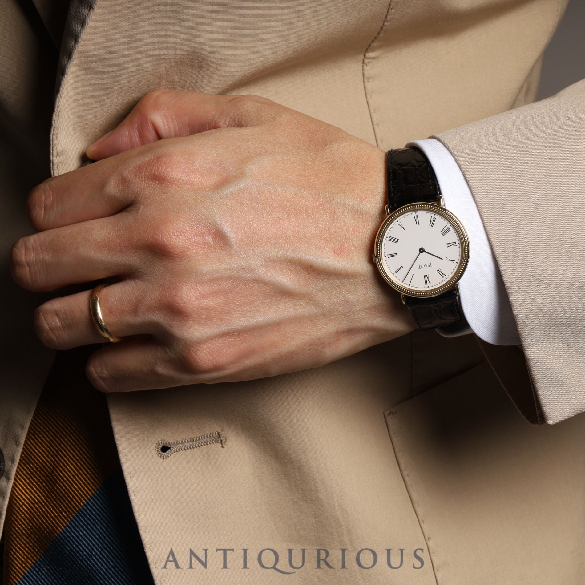 Piaget Round 90239 Manual winding Cal.9P2 YG Leather Genuine buckle (750) White dial Box Warranty (1989)