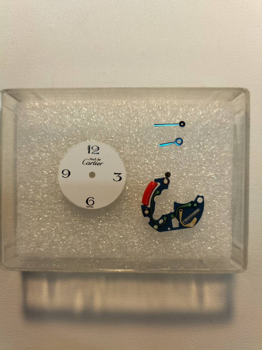 カルティエ マストトリニティ W1010844/2735 クォーツ Cal.157.06 SV925 革 純正Dバックル(GP) ホワイト文字盤 箱 オーバーホール済み