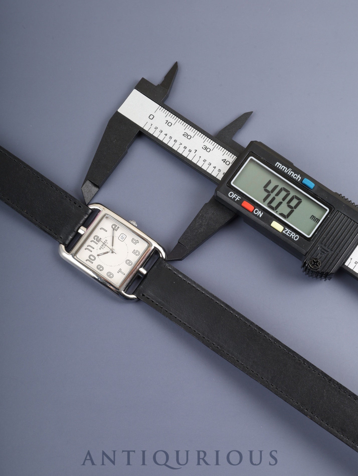 エルメス ケープコッド CC2.710 クォーツ Cal.- SS 革 純正尾錠(SS) シルバー文字盤 純正革ベルト(使用感・穴加工あり)オーバーホール済み