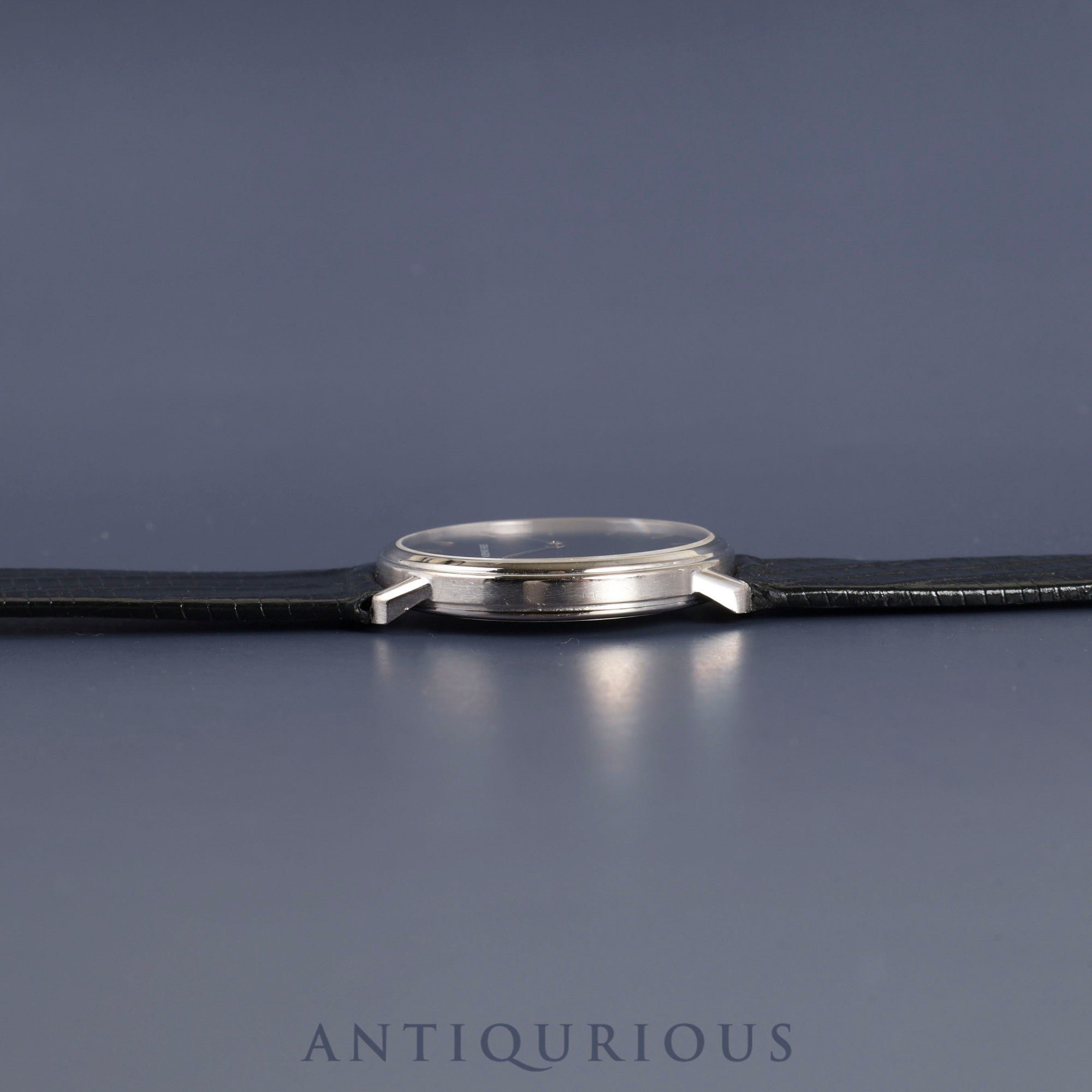 オーデマ・ピゲ エクストラフラット クォーツ Cal.2612 750 革 純正尾錠(750)ブルー文字盤 オーバーホール済み