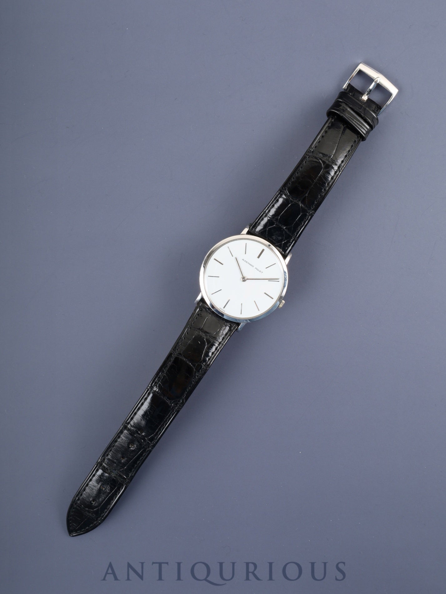 オーデマ・ピゲ エクストラフラット 手巻き Cal.K.2001/1A 750 純正革ベルト(使用感あり)純正尾錠(750)ホワイト文字盤 オーバーホール済み