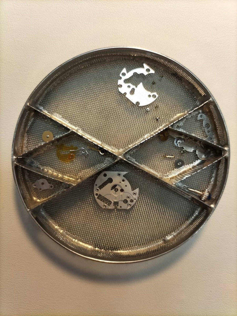 Cartier Must Tank MM W1014054 / 2416 Quartz Caliber 057 SV925 Leather Strap with Genuine D-Clasp (Stainless Steel) White Roman Dial (SWISS MADE) Overhauled