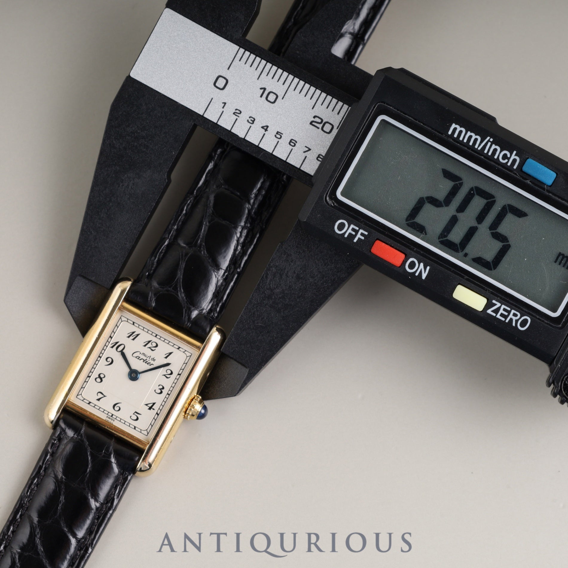 カルティエ マストタンク SM 5057001 クォーツ Cal.057 SV925 革 純正Dバックル(GP) アラビア文字盤 1982年頃~1995年頃 箱 保証書 オーバーホール済み