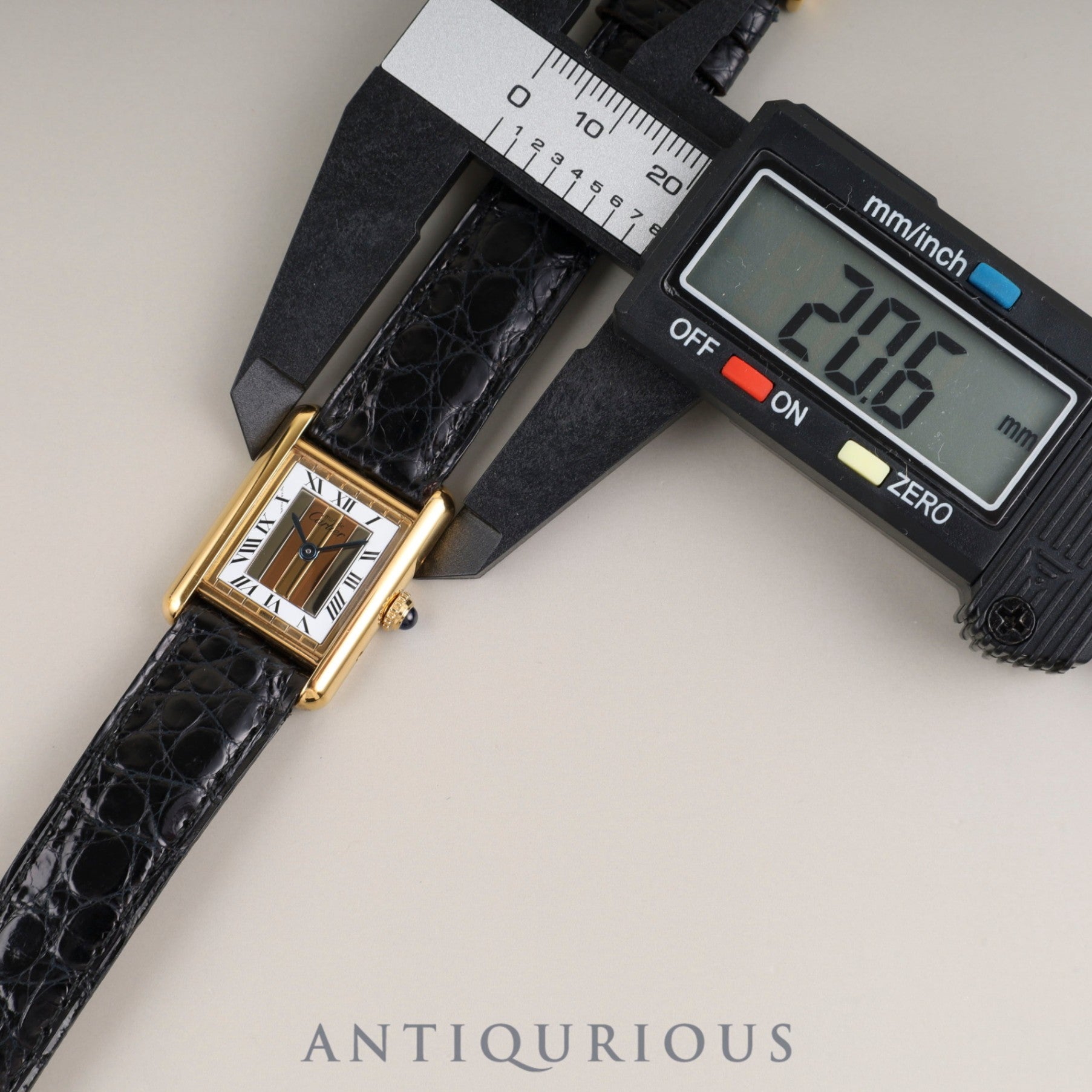 カルティエ マストタンク SM 5057001 クォーツ Cal.057 SV925 純正革ベルト 純正尾錠(GP)フロントトリニティ文字盤 オーバーホール済み