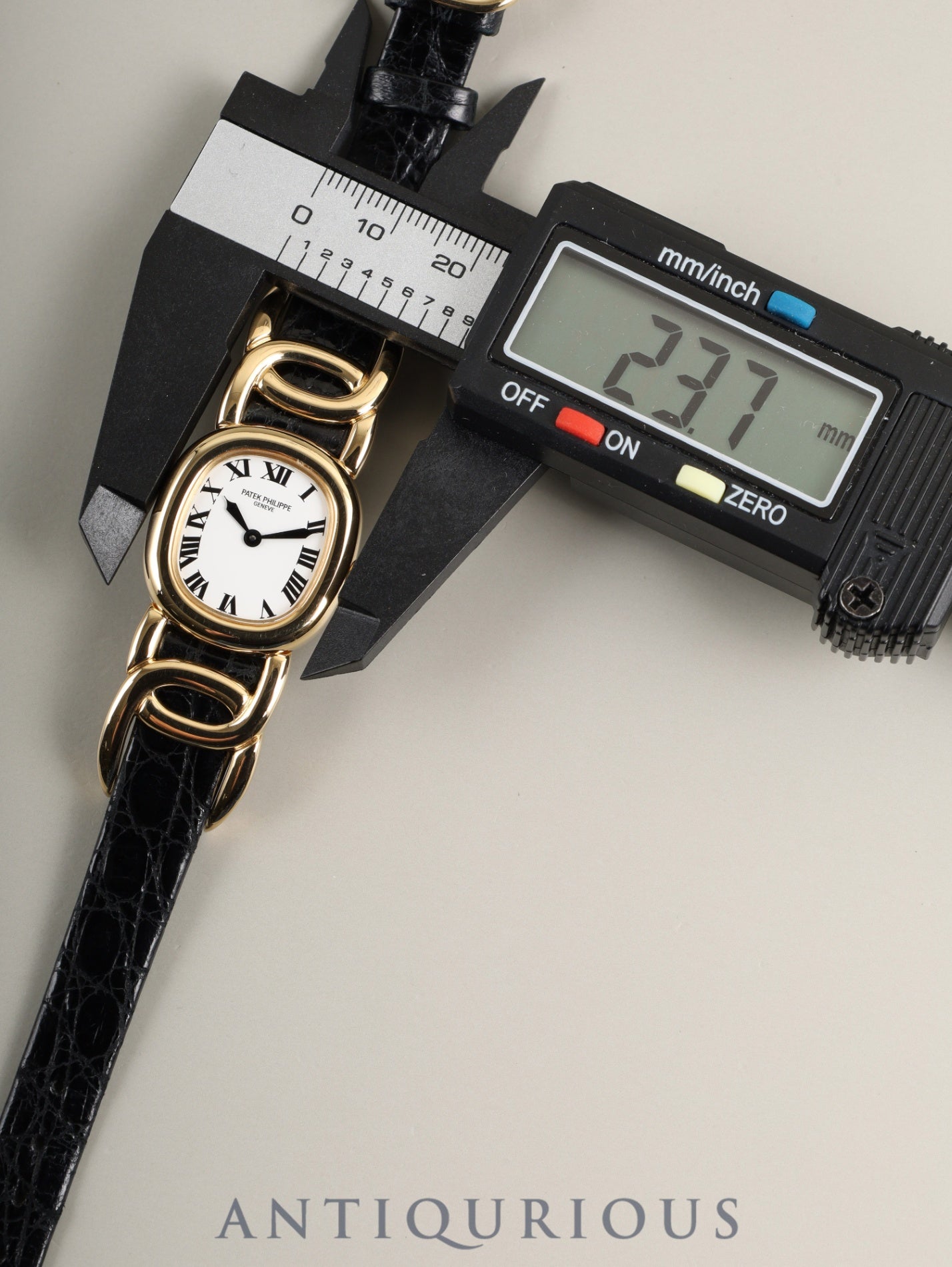 パテック・フィリップ ゴールデンエリプス 4830J クォーツ Cal.E15 750YG 純正レザーベルト 純正ピンバックル(750YG)ホワイトローマン オーバーホール済み