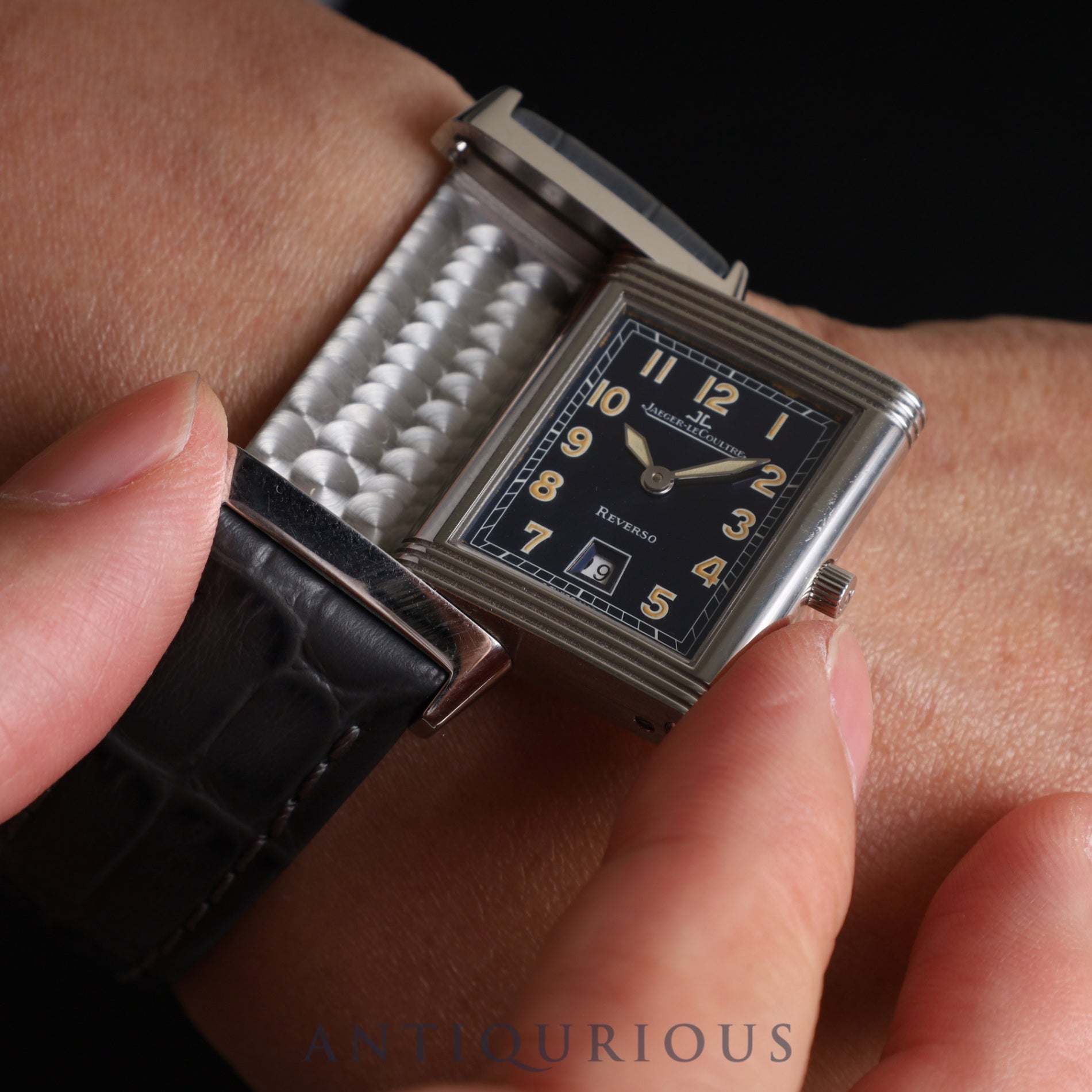 Jaeger-LeCoultre Reverso Classic QA251804 / 250.8.10 Quartz Cal.610 SS Leather Genuine Buckle (SS) Navy Arabic Dial Box Booklet Overhauled