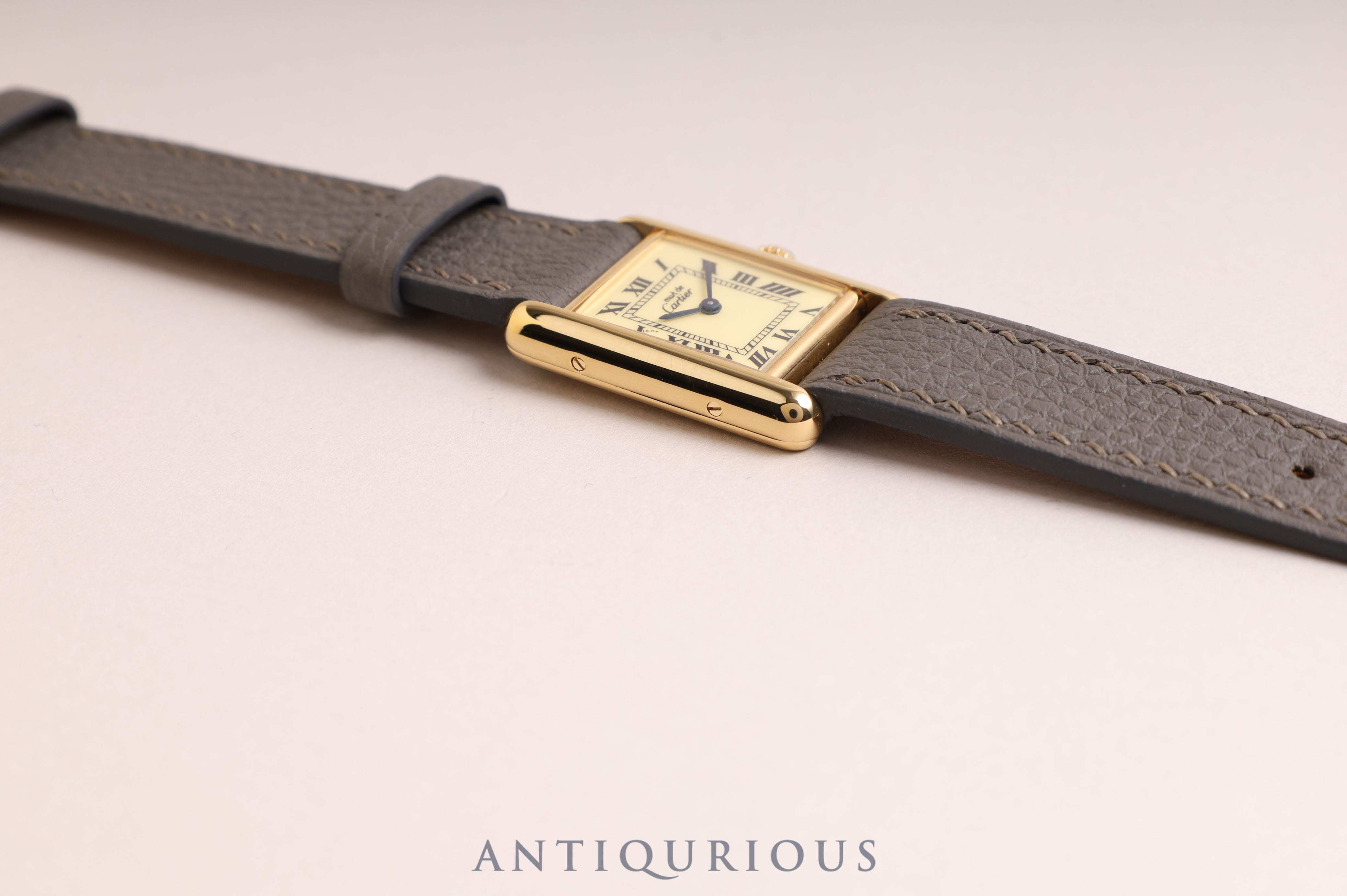 カルティエ マストタンク SM QZ アイボリーローマン文字盤 5057001 コンプリートサービス 新品仕上げ済み