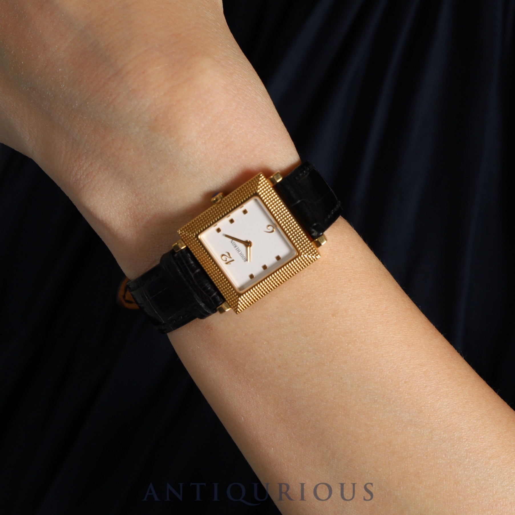 Boucheron Diamant Quartz YG Genuine Leather Strap Genuine Buckle (750) White Dial 23mm 2000s
