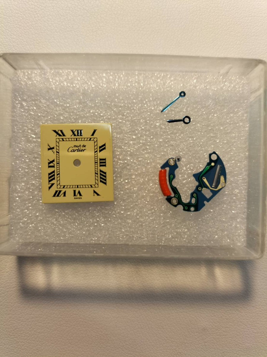 カルティエ マストタンク SM W1003154 / 1613 クォーツ Cal.057 SV925 革 純正Dバックル(GP) アイボリーローマン文字盤 箱 オーバーホール済み