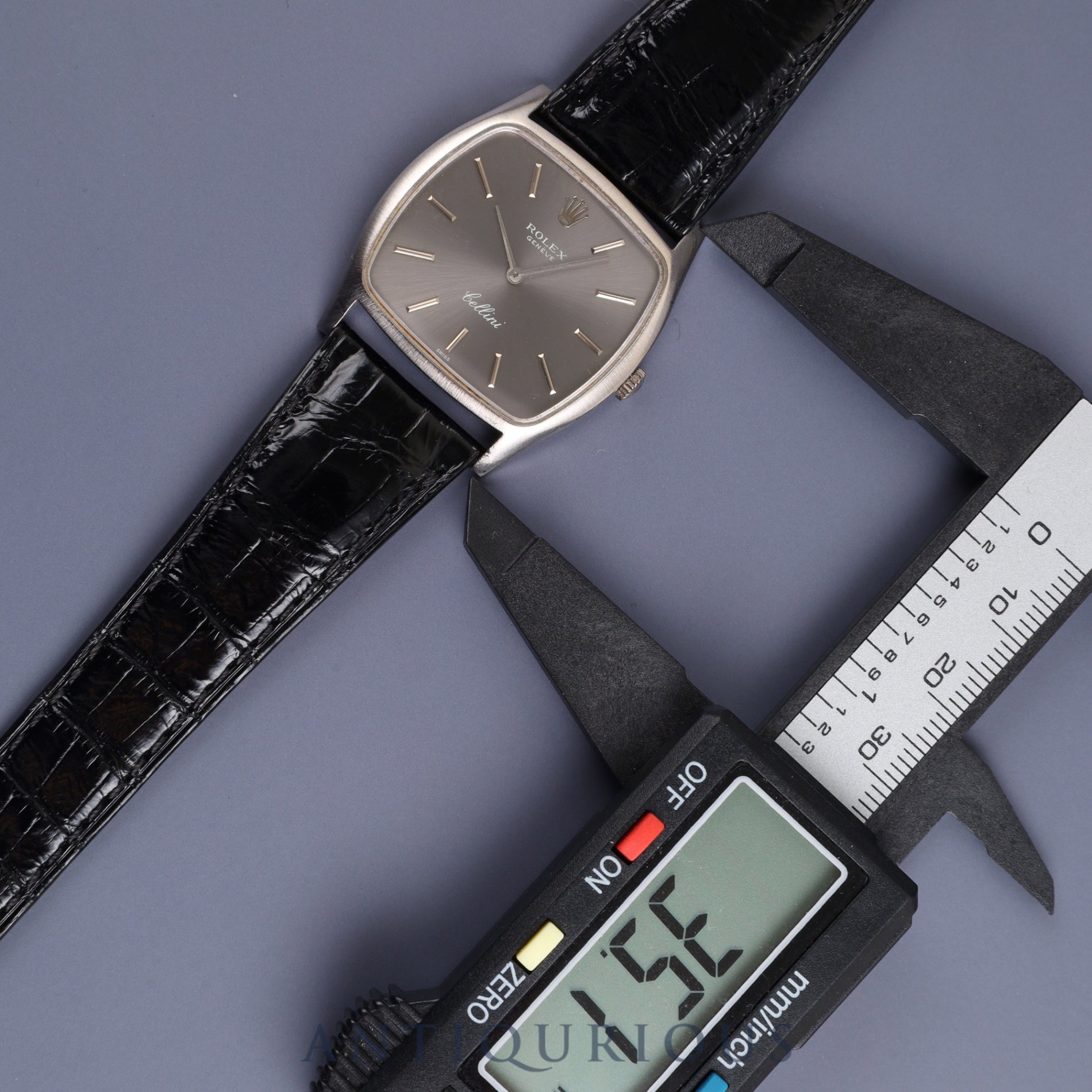 Rolex Cellini 3805 Manual winding Cal.1600 750WG Leather Genuine buckle (SS) Grey dial No. 27 (1969) Overhauled