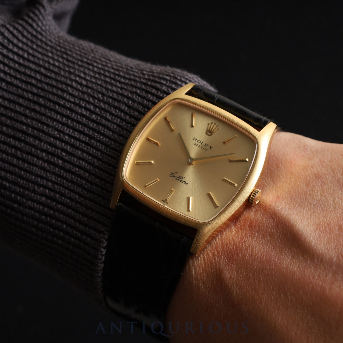 Rolex Cellini 3805 Manual winding Cal.1601 18K Leather Genuine buckle (GP) Gold dial No. 43 (1975) Overhauled