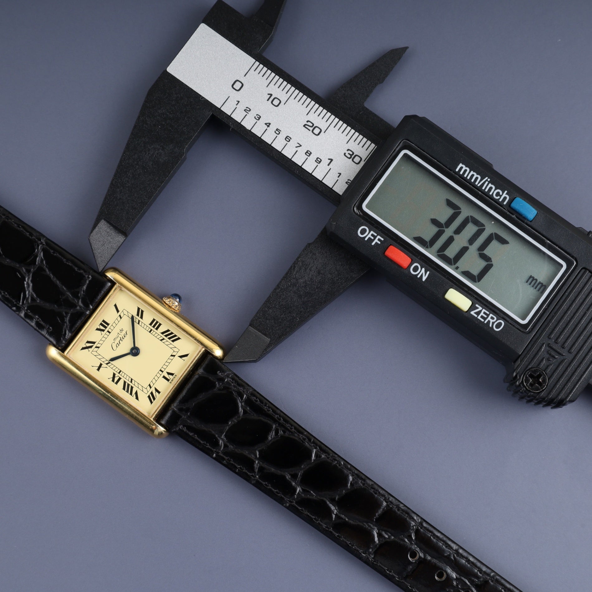 カルティエ マストタンク LM 590005 クォーツ Cal.690 SV925 革 純正尾錠(GP) アイボリーローマン文字盤 オーバーホール済み 新品仕上げ済み