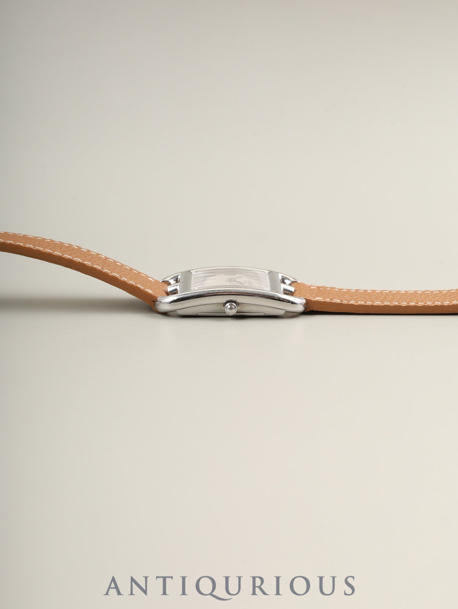 エルメス ケープコッド CC1.210.220 / VBNI クォーツ Cal.976.001 SS 革 純正尾錠(SS)シルバー文字盤 箱 冊子 保証書(2001年)純正革ベルト(□H刻印:2004年)オーバーホール済み