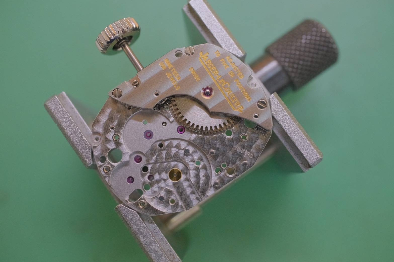 ジャガー・ルクルト レベルソ クラシック ラージ スモールセコンド Q3858520 / 214.8.62 手巻き Cal.822/2 SS 革 純正尾錠(SS)シルバー文字盤 箱 保証書(2018年)