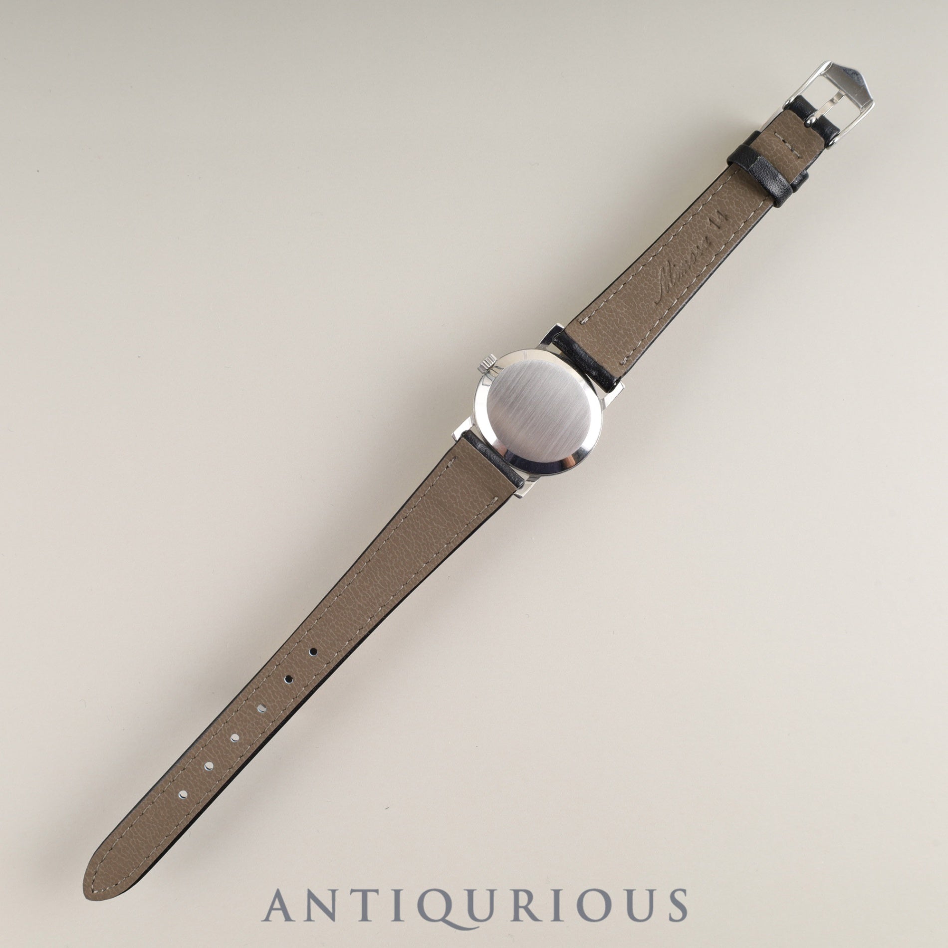 オメガ ジュネーブ 手巻き Cal.625 SS 革 純正尾錠(SS)シルバーローマン文字盤 純正替えベルト オーバーホール済み