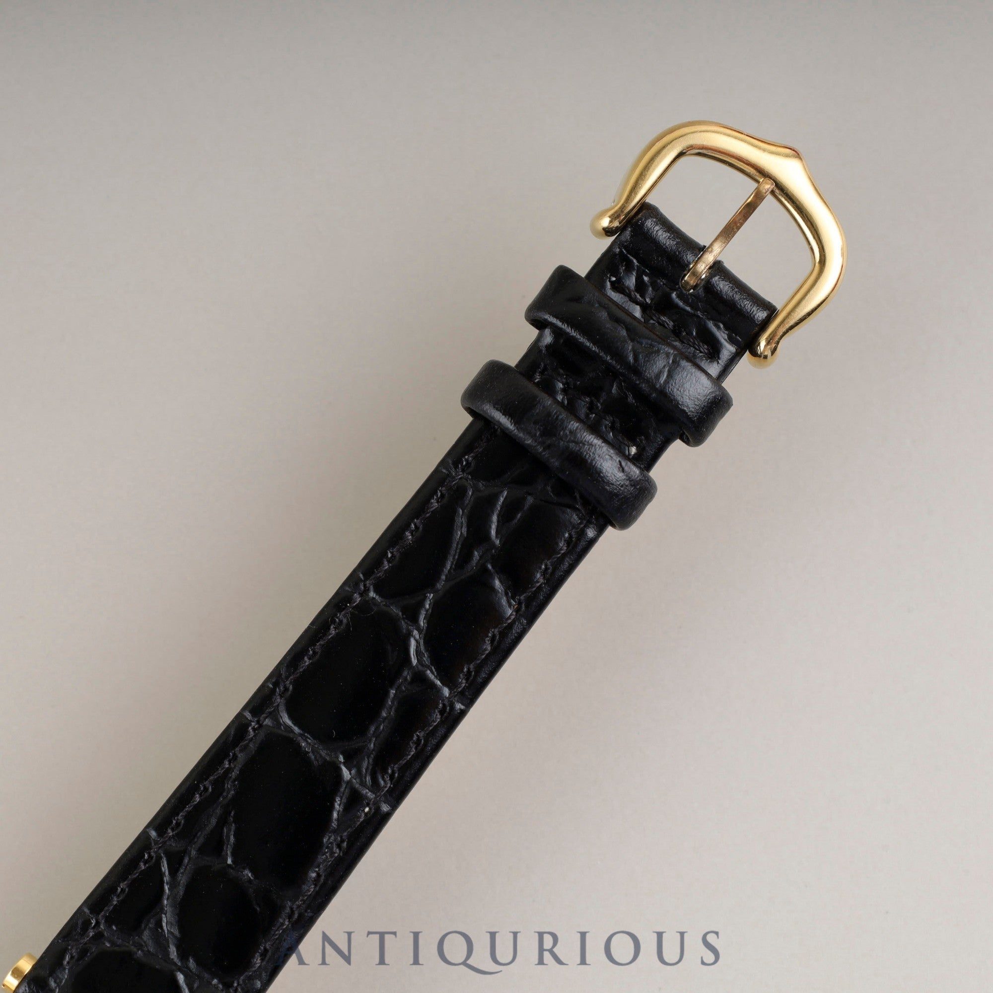 カルティエ ヴァンドーム VLC SM トリニティ 8100 クォーツ 750 革 純正尾錠(GP) ホワイトローマン文字盤 箱 カルティエブティックにてコンプリートサービス(フルメンテナンス)済み