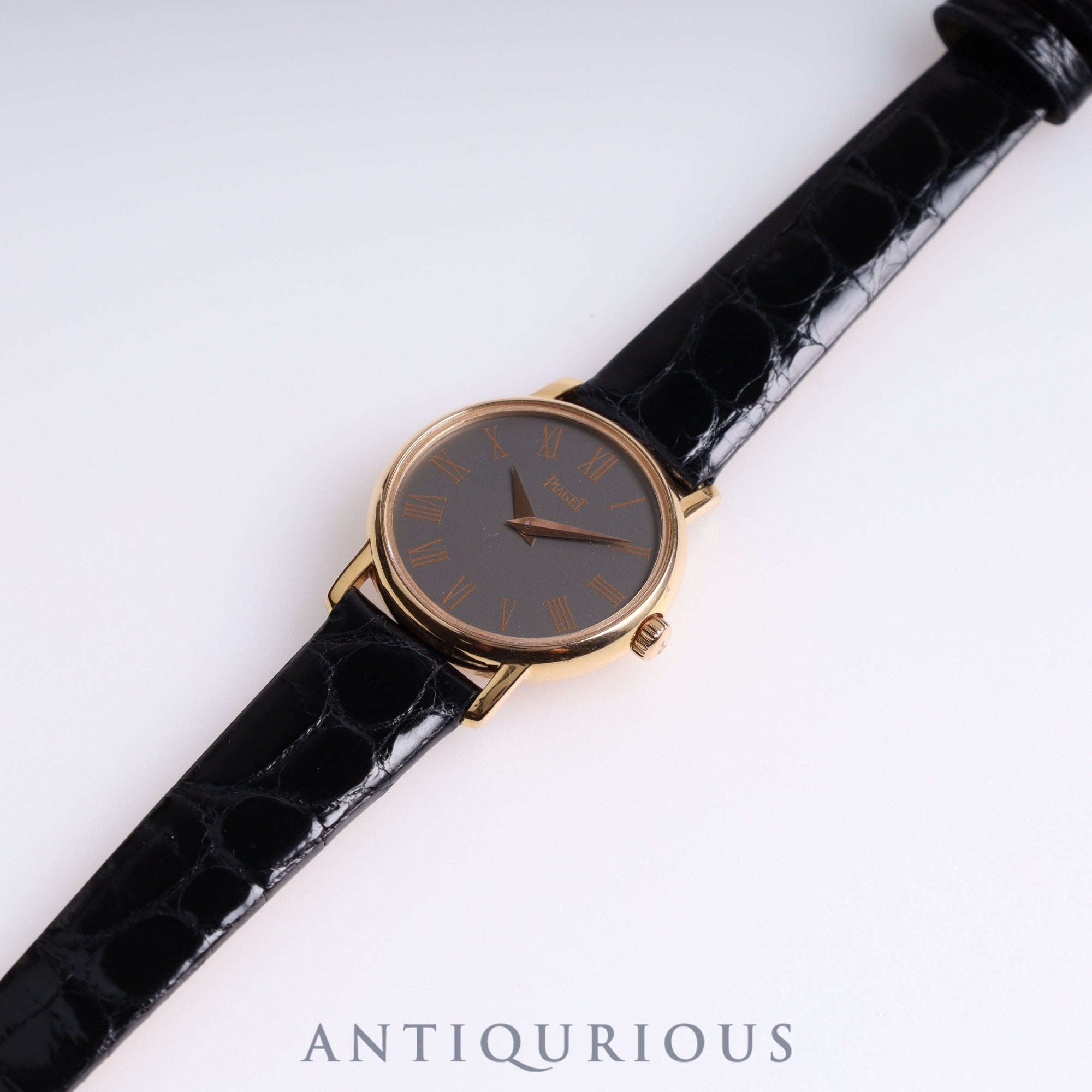 ピアジェ ラウンド 80005 クォーツ PG 革 純正尾錠(750)グレー文字盤 24.5mm