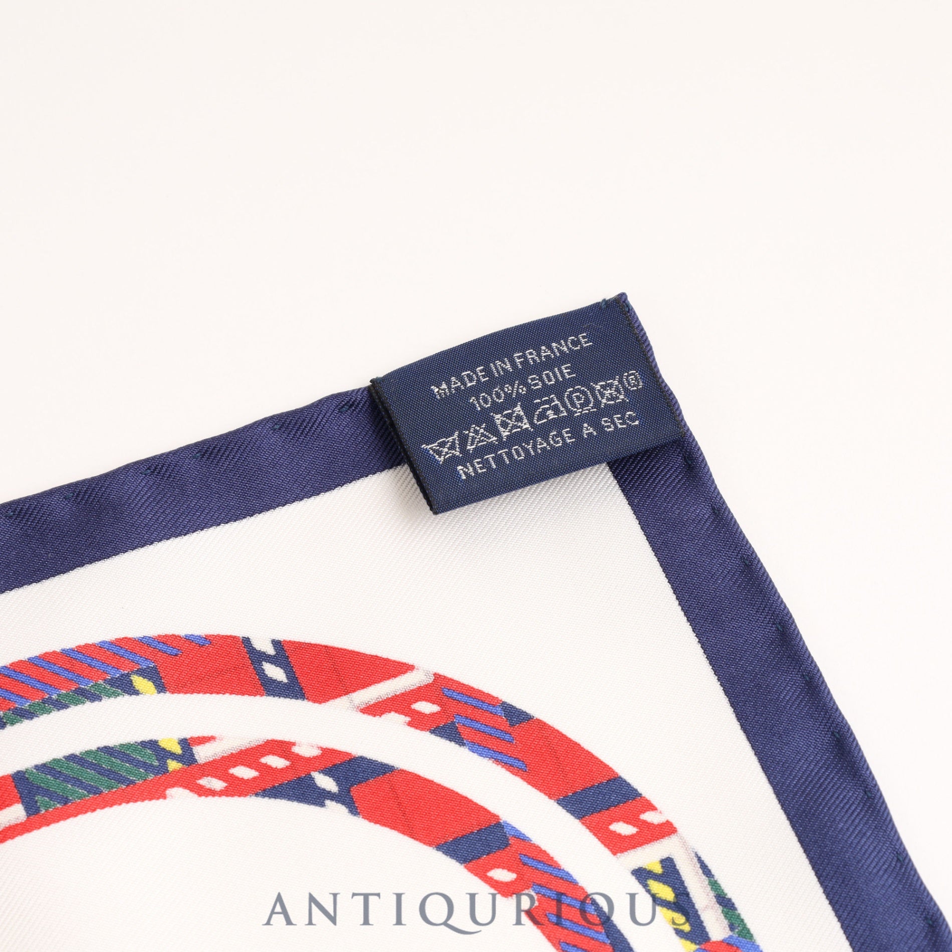 Hermes Scarf Carre 45 BRIDES de GALA Ceremonial Horseshoe 100% Silk Navy