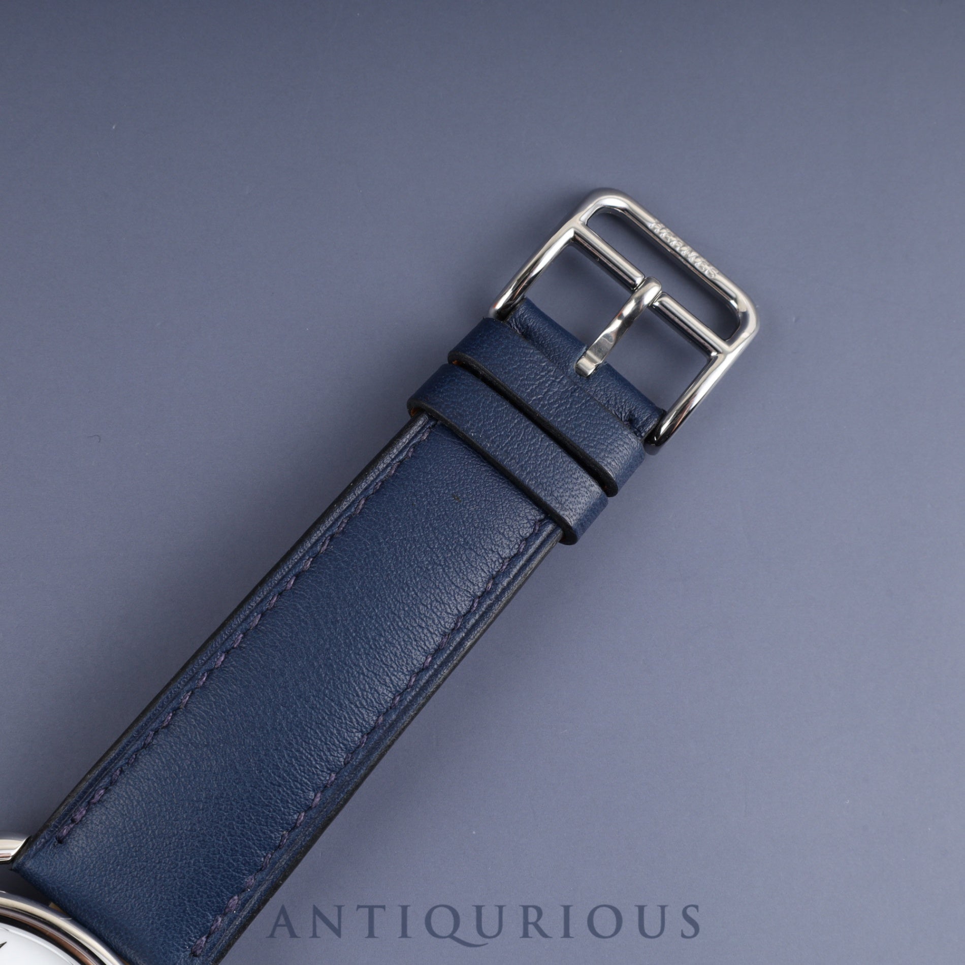 Hermes Arceau AR7Q.810 Quartz SS Genuine leather strap (Z engraved: 2021) Genuine buckle (SS) White Arabic dial Box Booklet Warranty (2024) Overhauled