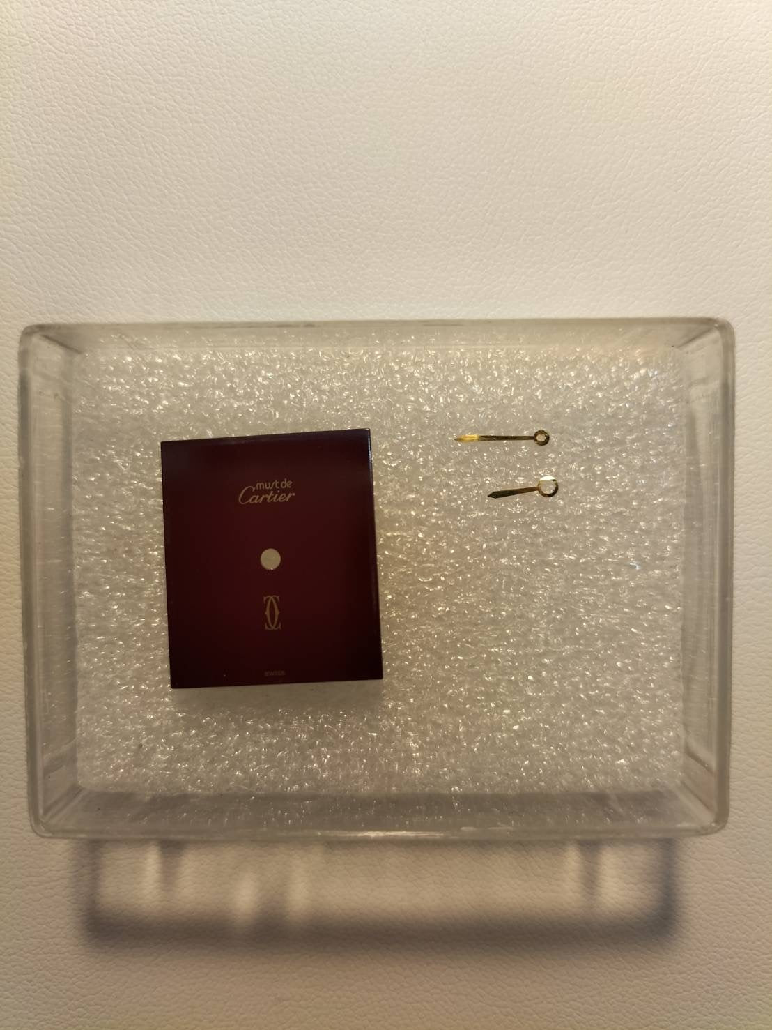 Cartier Must Tank LM, manual winding, Cal. 78-1, SV925, original leather strap, original pin buckle (GP), garnet dial, Bordeaux dial (SWISS marking), recently overhauled.