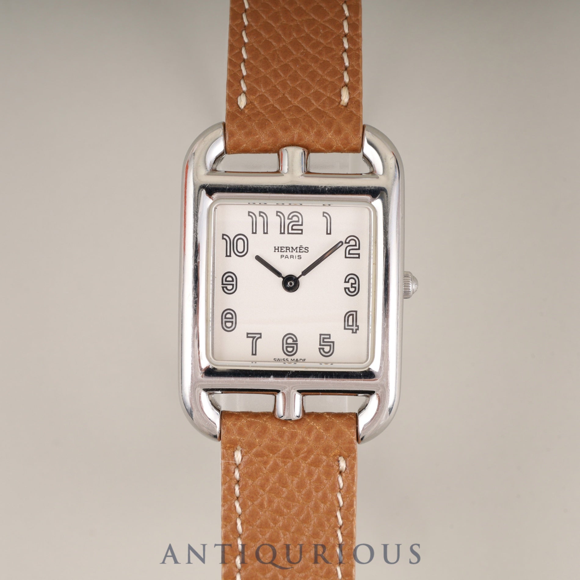 エルメス ケープコッド CC1.210 クォーツ Cal.976.001 SS 革 純正尾錠(SS) シルバー文字盤 箱 冊子 保証書(2003年)純正革ベルト(□G刻:2003年、使用感あり)オーバーホール済み