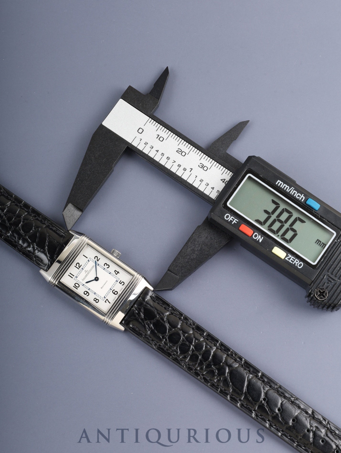 ジャガー・ルクルト レベルソ クラシック 252.8.86 / Q2508410 手巻き Cal.846/1 SS 革 純正バックル(SS) シルバーアラビア文字盤 オーバーホール済み