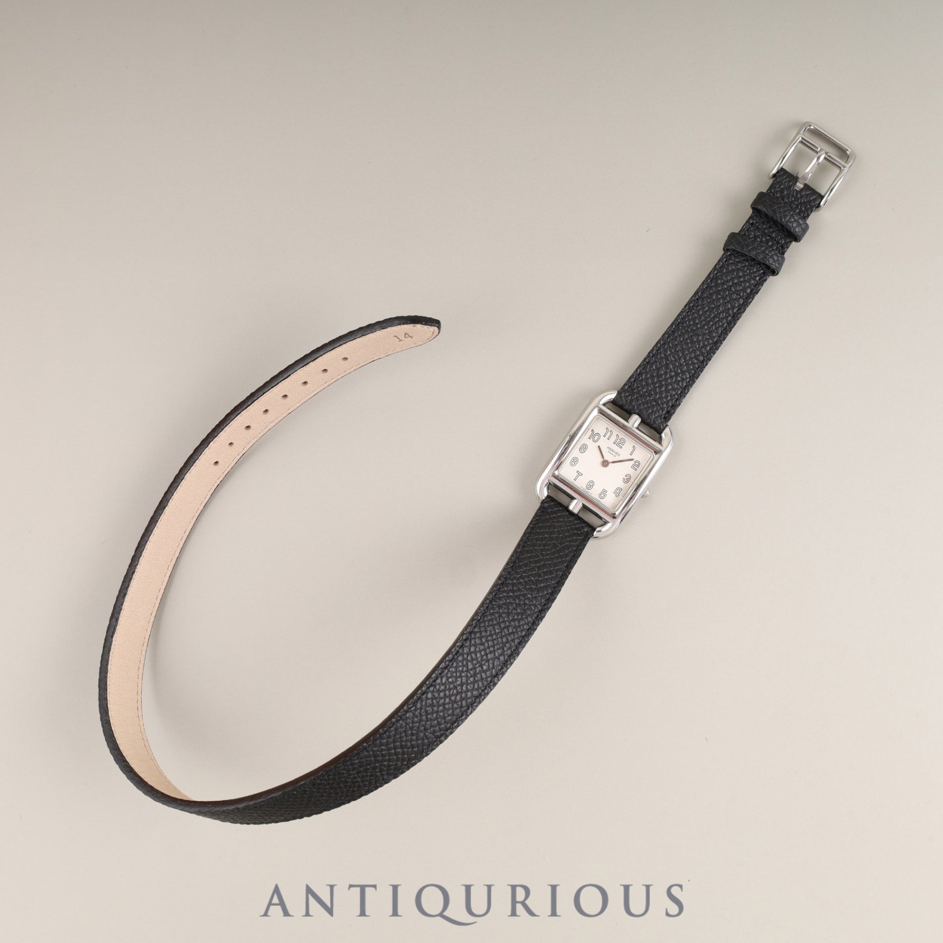 Hermès Cape Cod CC1-210 Quartz Caliber 976.001 Stainless Steel Leather Strap with Genuine Stainless Steel Buckle, Silver Dial, Box, Booklet, Warranty Card (2002), Genuine Leather Strap (2001, Signs of Use), Overhauled