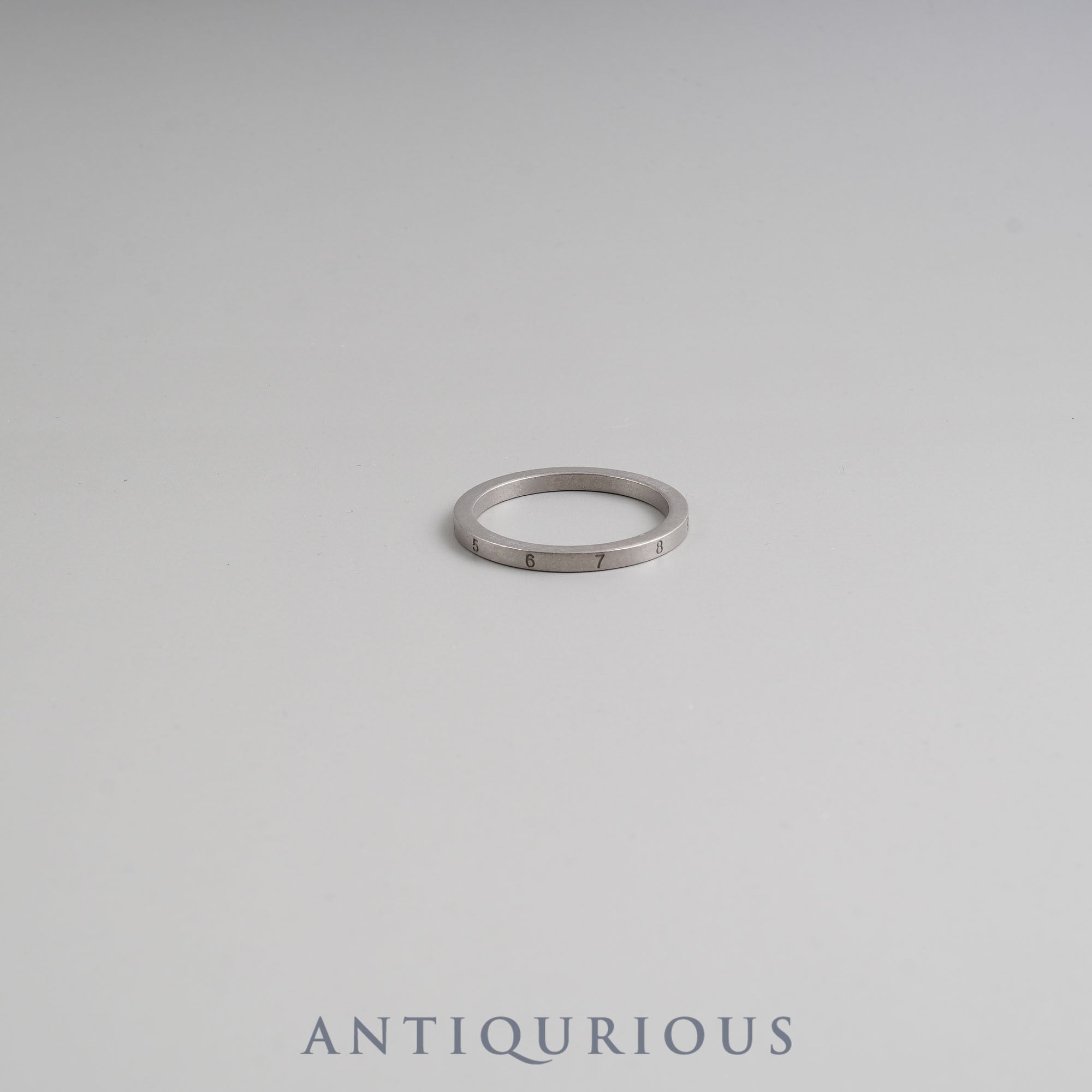 メゾンマルジェラ リング ナンバーロゴ SV925 箱