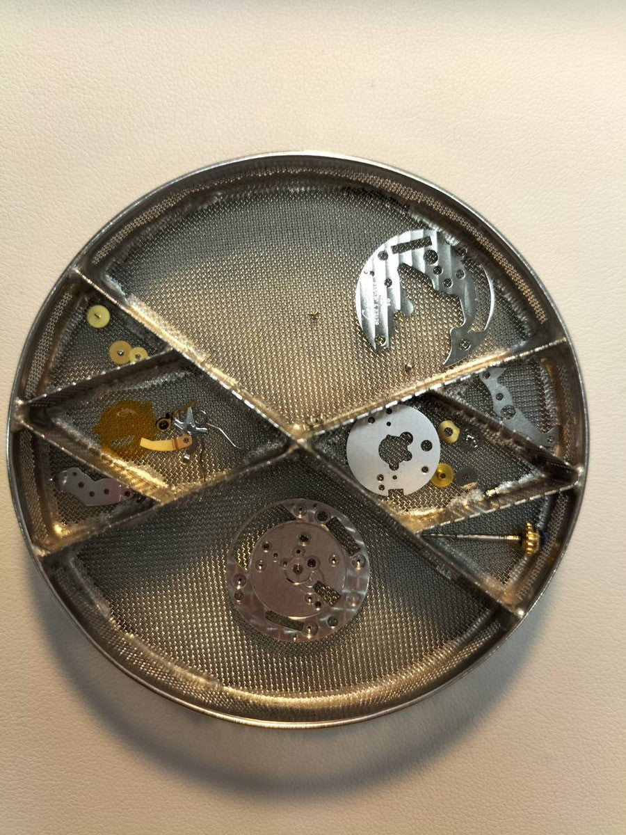 カルティエ マスト ヴァンドーム VLC LM W1009754 / 1861 クォーツ Cal.90 SV925 革 純正Dバックル(GP)飛びアラビア文字盤 オーバーホール済み