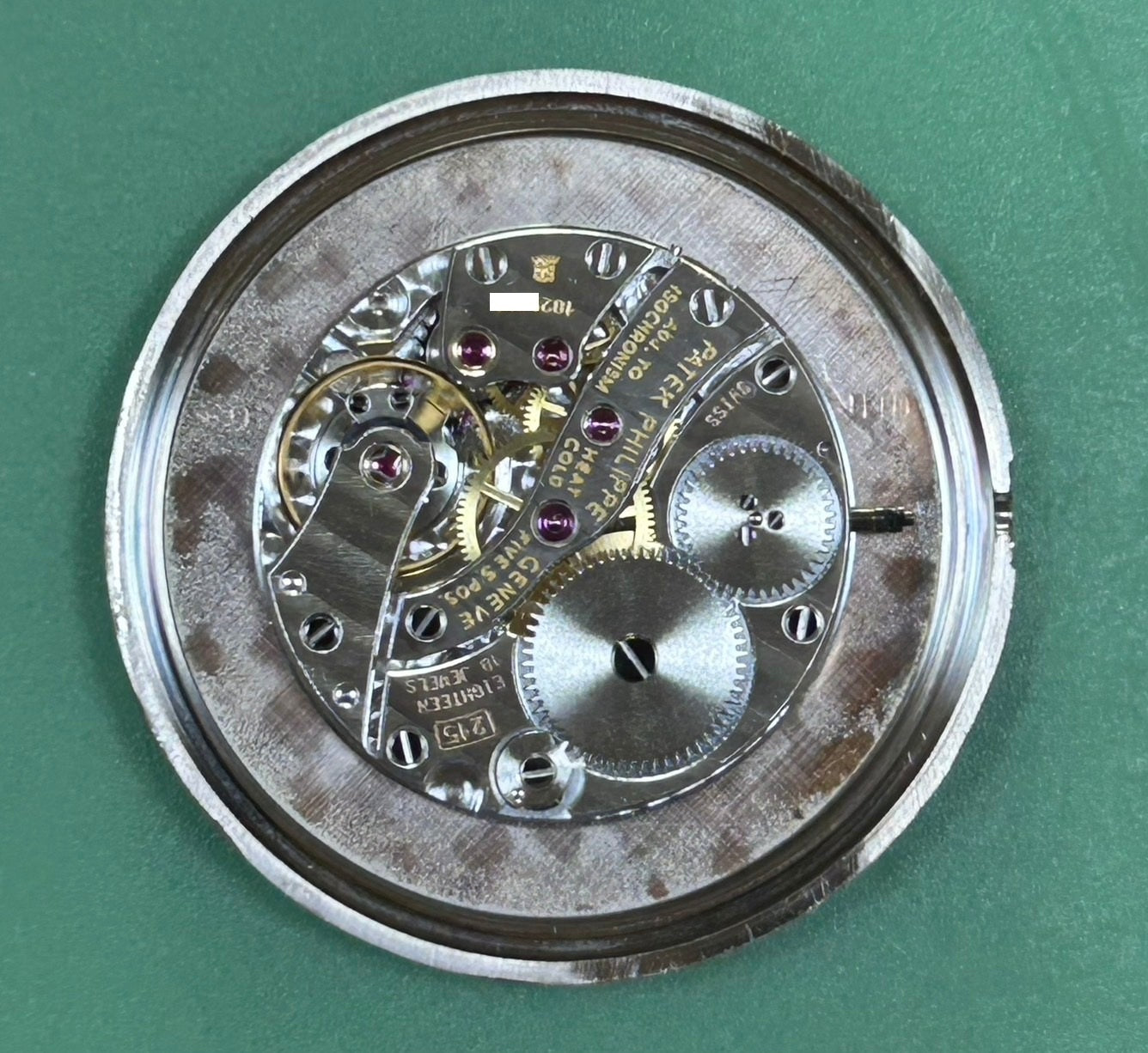 パテック・フィリップ カラトラバ 3919G-001 手巻き Cal.215 750 革 純正尾錠(750) ホワイトローマン文字盤 箱 ケース(劣化) アーカイヴ(2017年発行/1992年購入品)修理明細(個人名記載あり)純正ベルト付き(使用感あり) オーバーホール済み