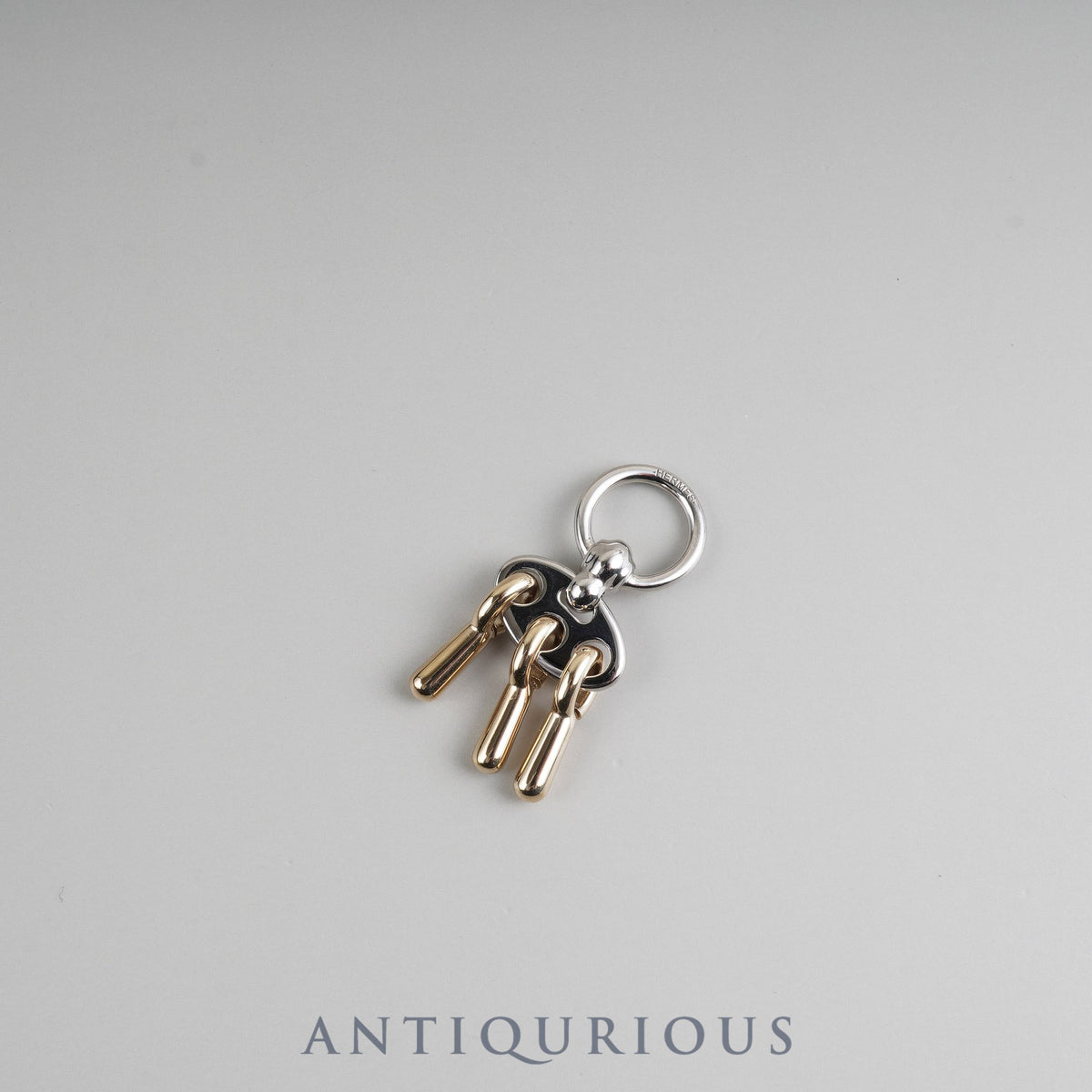 エルメス スカーフリング CHARMS MORS ET JOUET 馬銜 GP 箱 保存袋