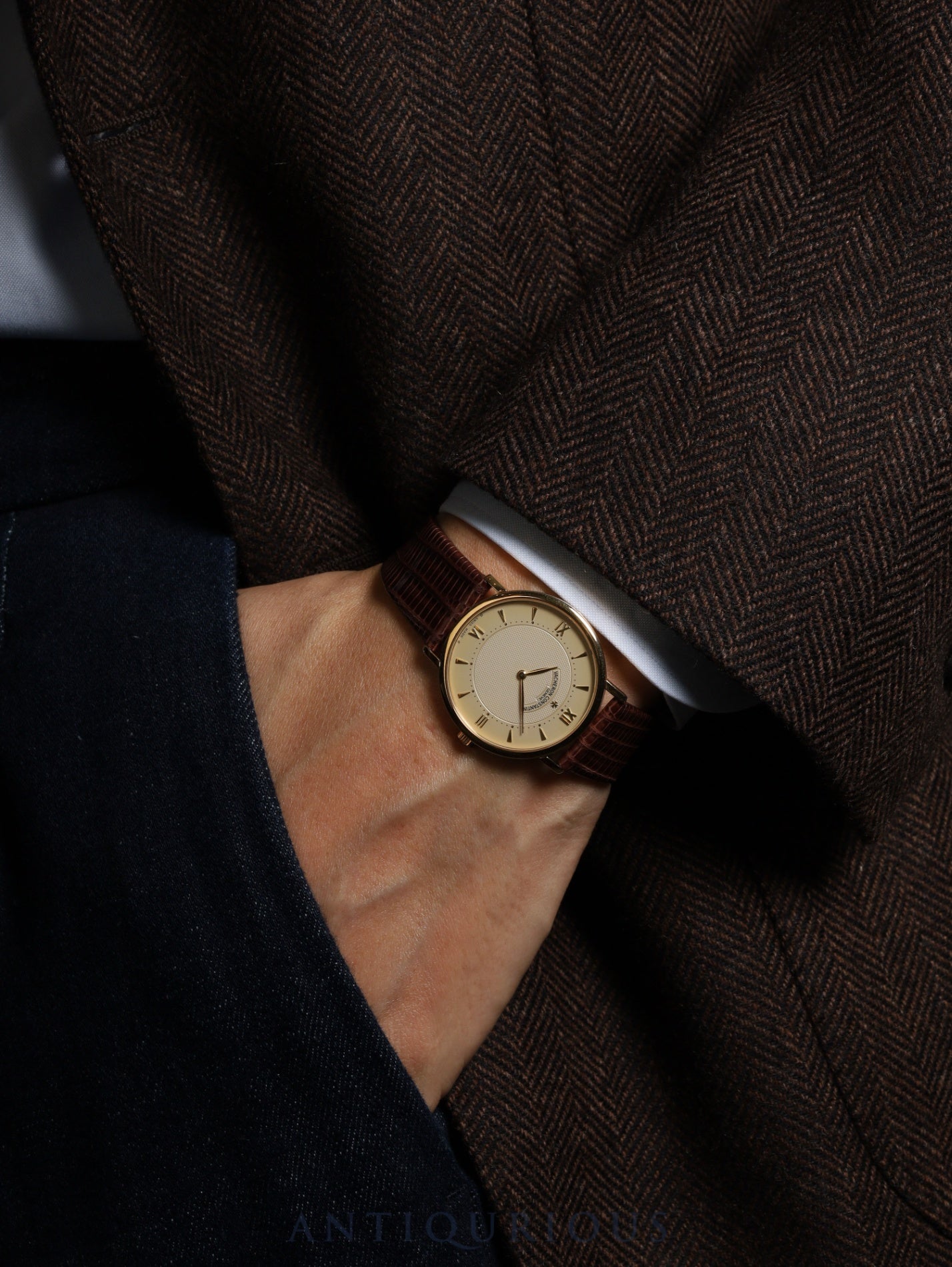 ヴァシュロン・コンスタンタン エッセンシャル 31039/1 手巻き Cal.1132.2 750 革 純正尾錠(750) シャンパン文字盤 オーバーホール済み