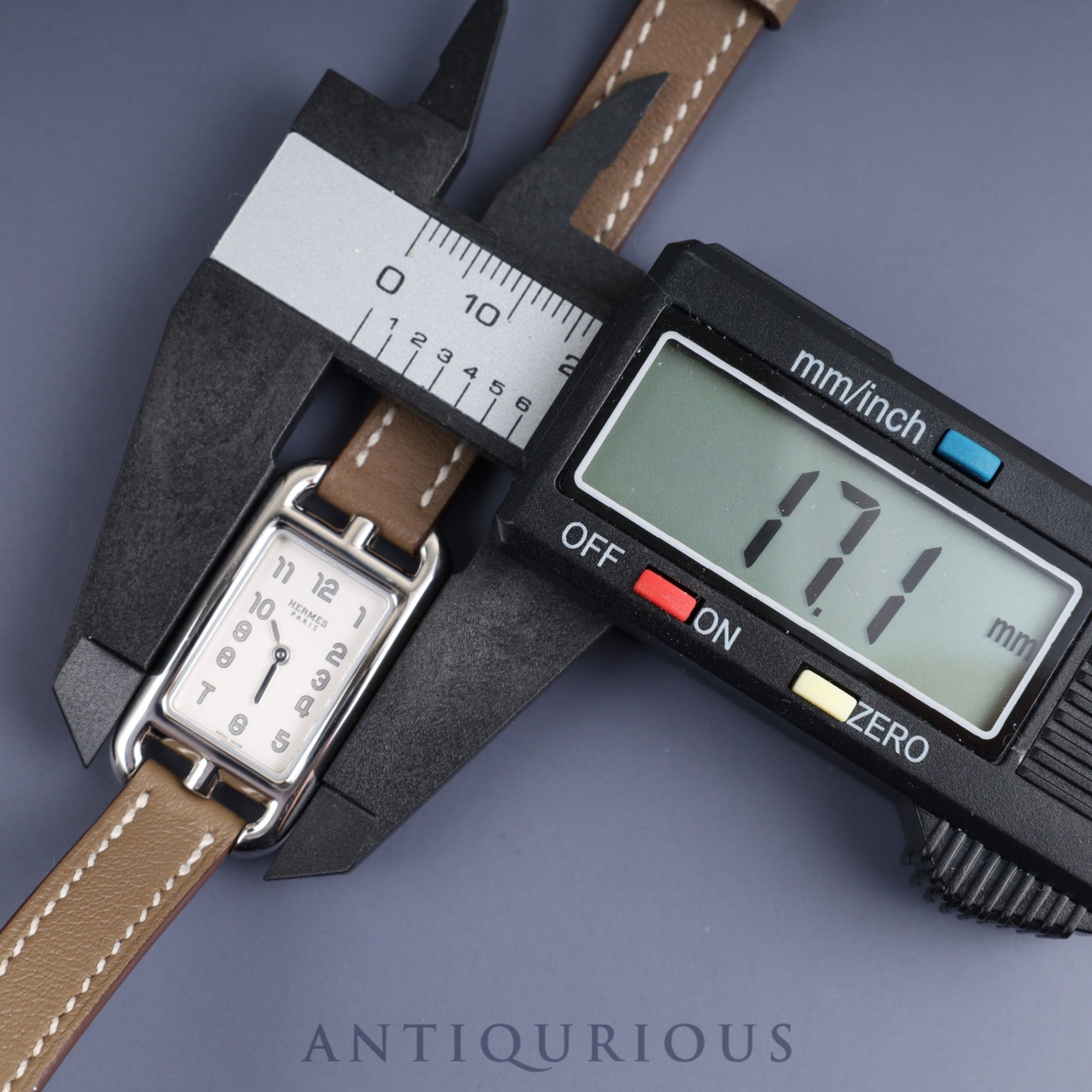 Hermes Nantucket NA2.110 / W044982WW00 Quartz Cal.280.002 SS Genuine leather strap (Z engraved: 2021) Genuine buckle (SS) Silver dial Box Booklet Warranty card (2021, personal name included) Overhauled